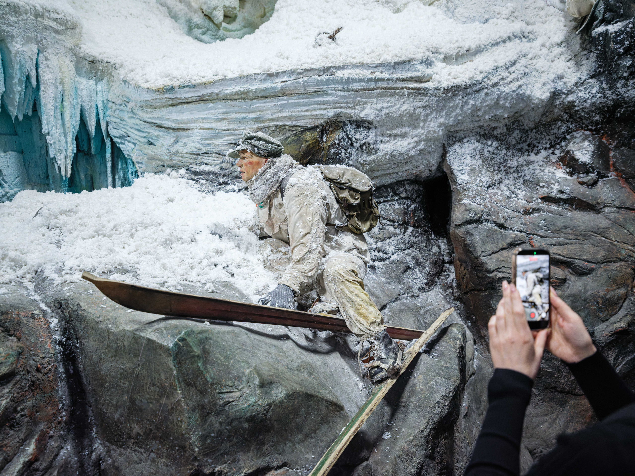 Пропавшие в кинохронике. Фотограф Балаев Михаил