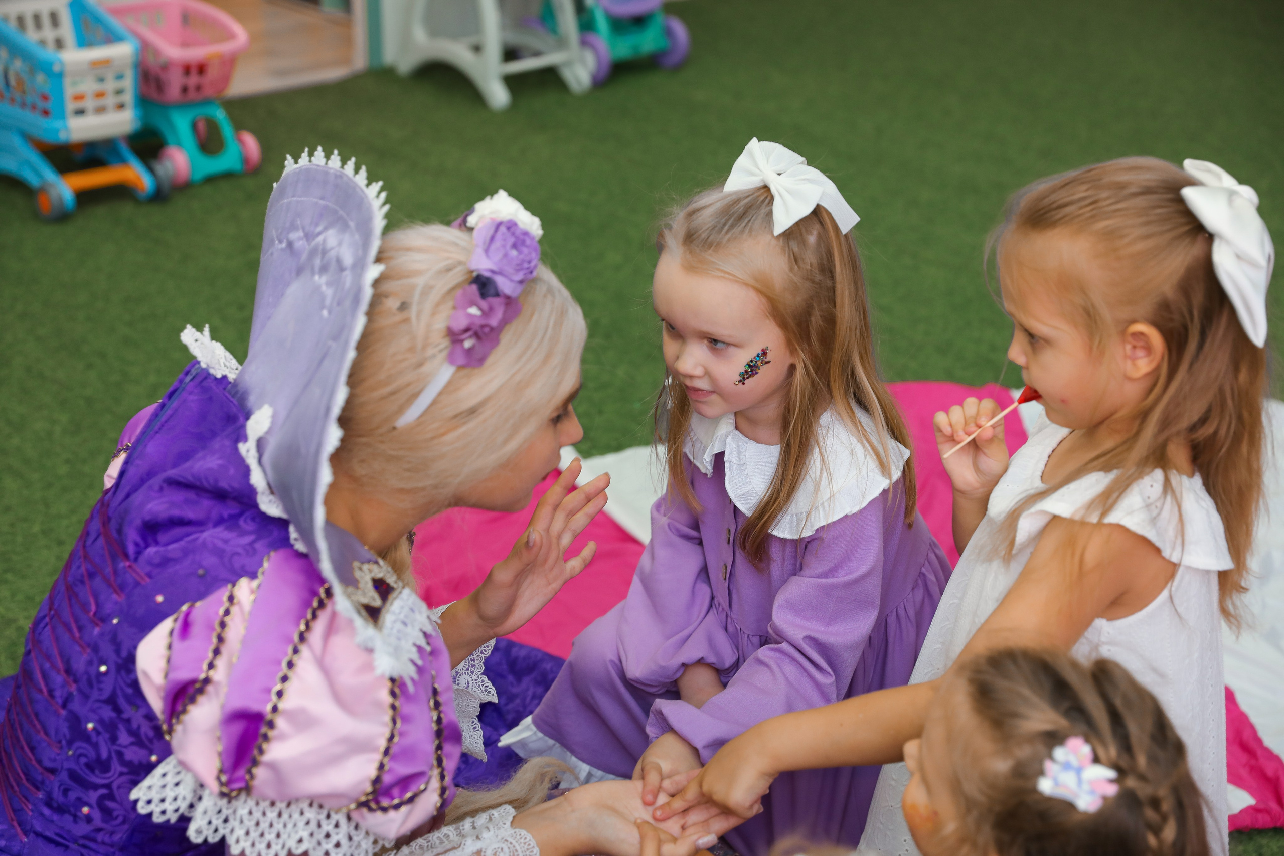 ДЕТСКИЕ МЕРОПРИЯТИЯ. Photographer Viktoriya Markushina «My world throug»