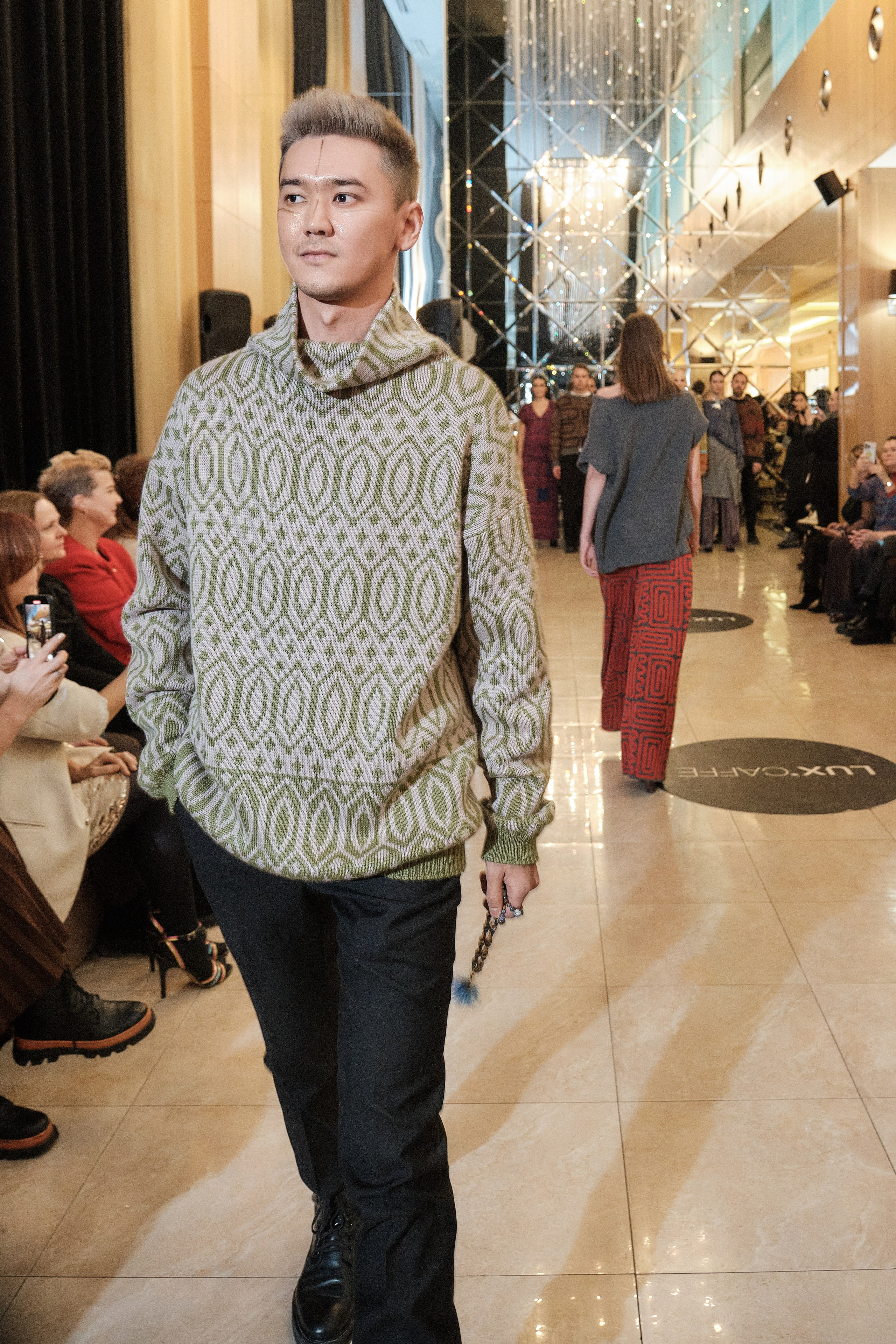 Показ коллекции (Мария Варламова). Свадебный фотограф в Екатеринбурге Соседков Евгений