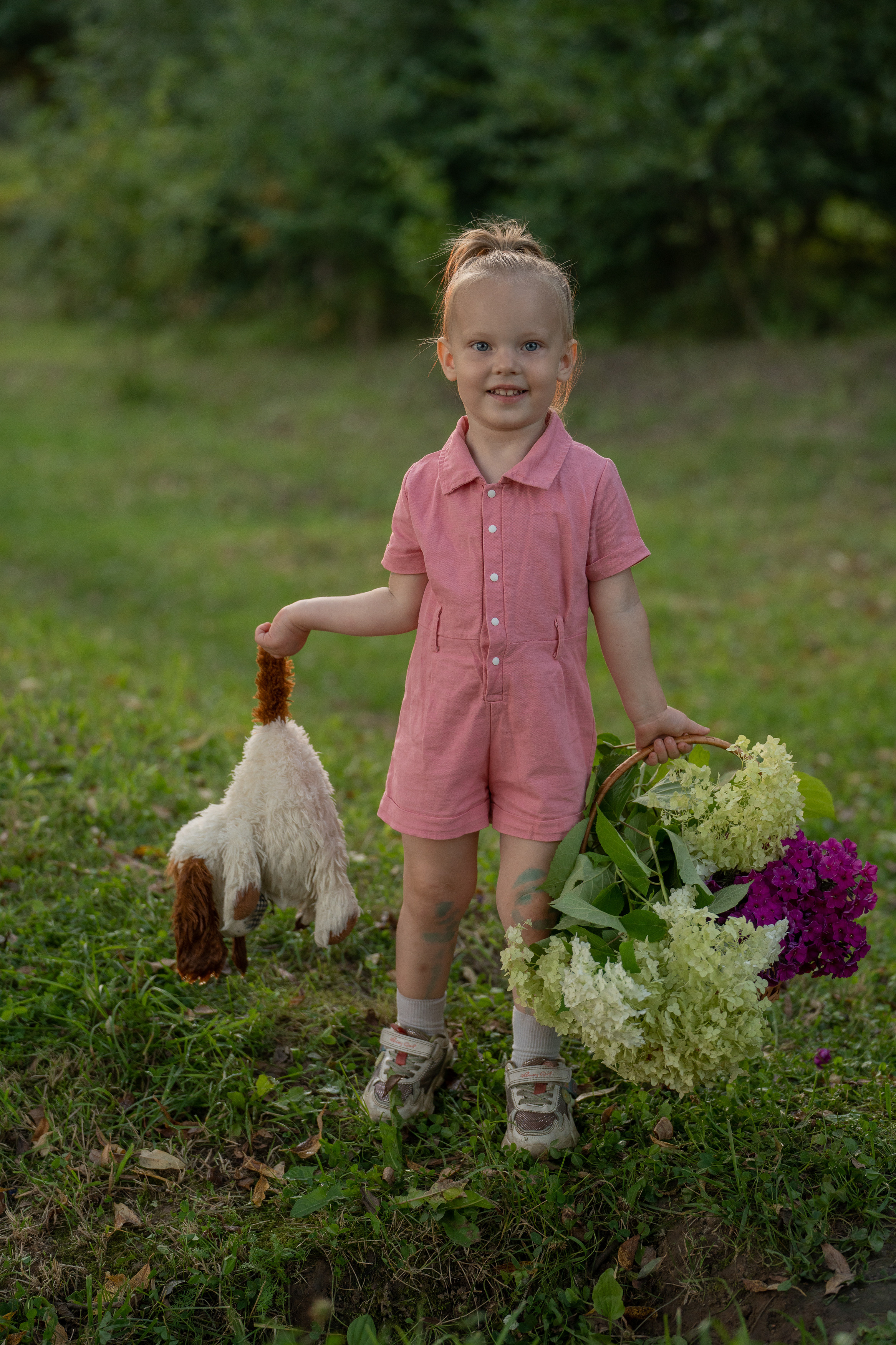 Детская фотосессия у воды. Портретный фотограф Олеся Владимирова в Москве