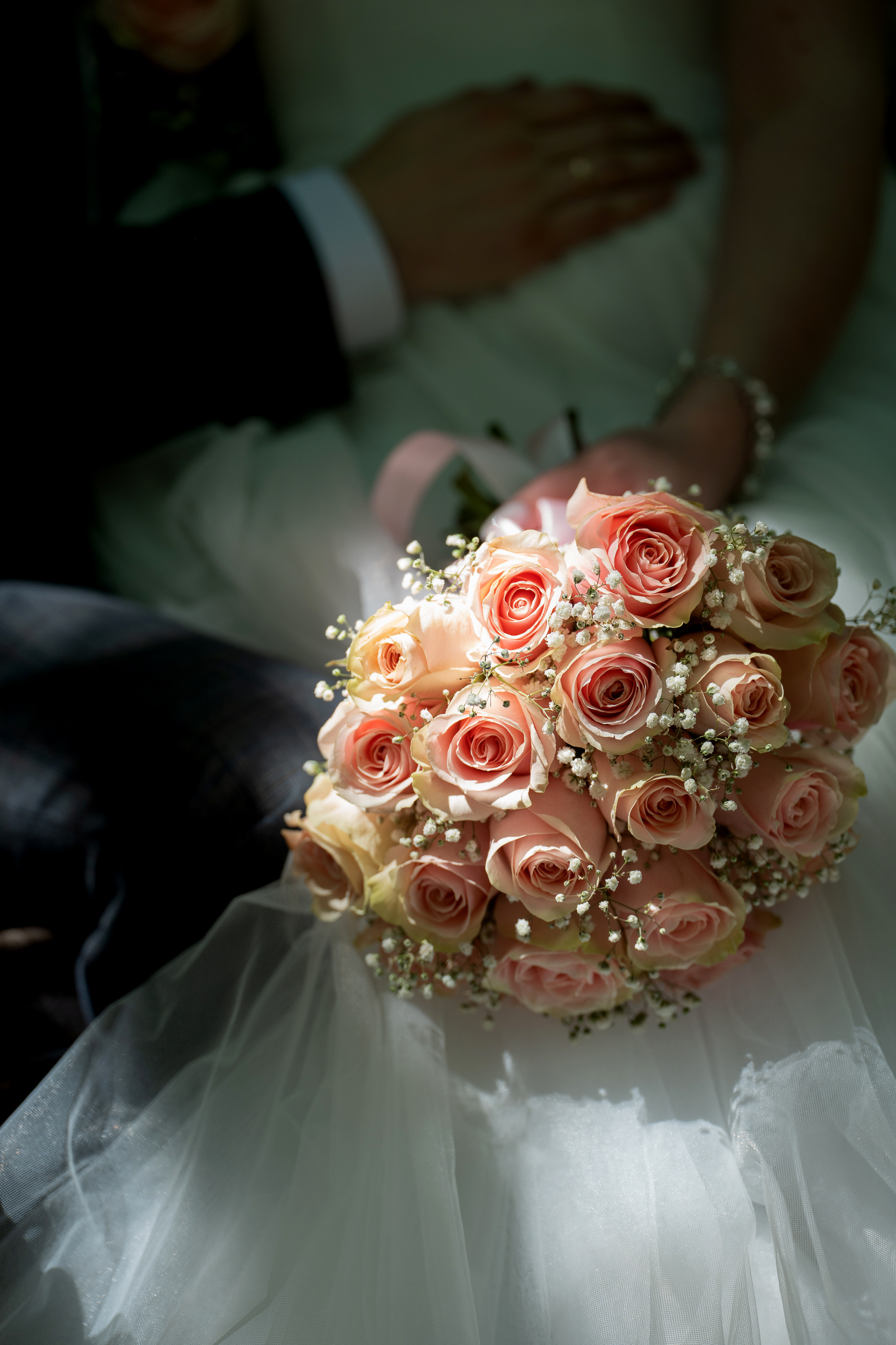 Свадебная прогулка в парке Горького Москва. Портретный фотограф Олеся Владимирова в Москве