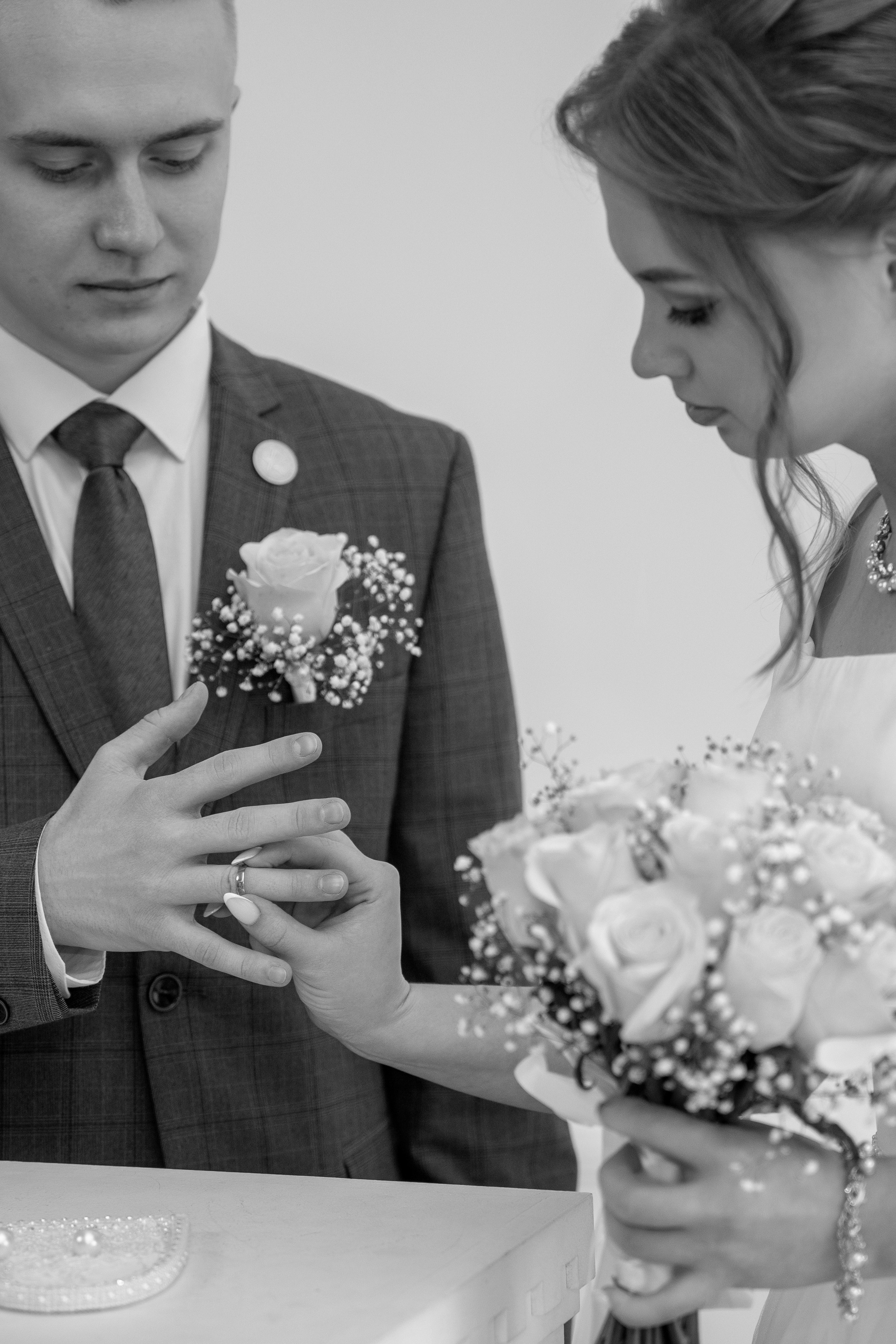 Свадебная прогулка в парке Горького Москва. Портретный фотограф Олеся Владимирова в Москве