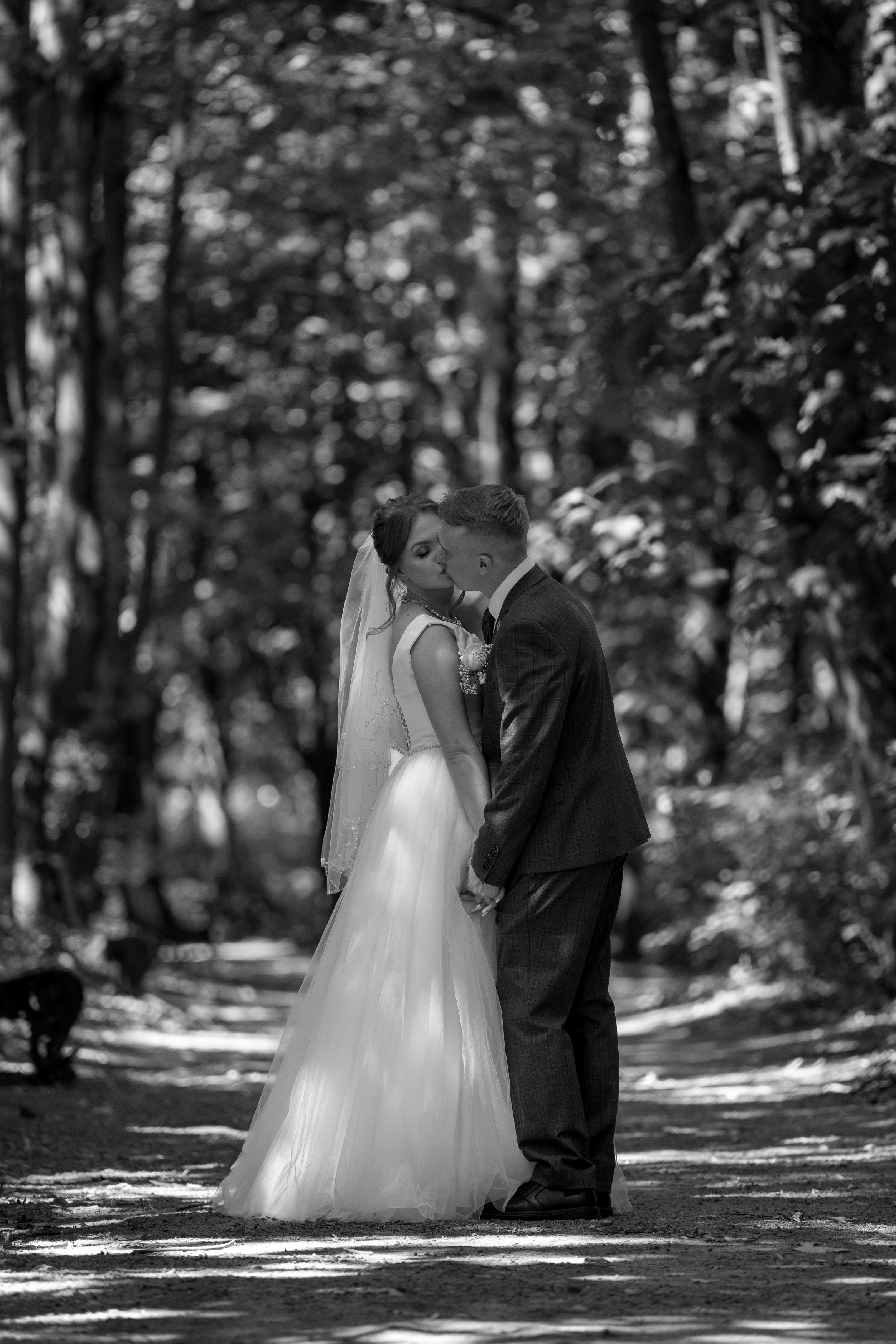 Свадебная прогулка в парке Горького Москва. Портретный фотограф Олеся Владимирова в Москве