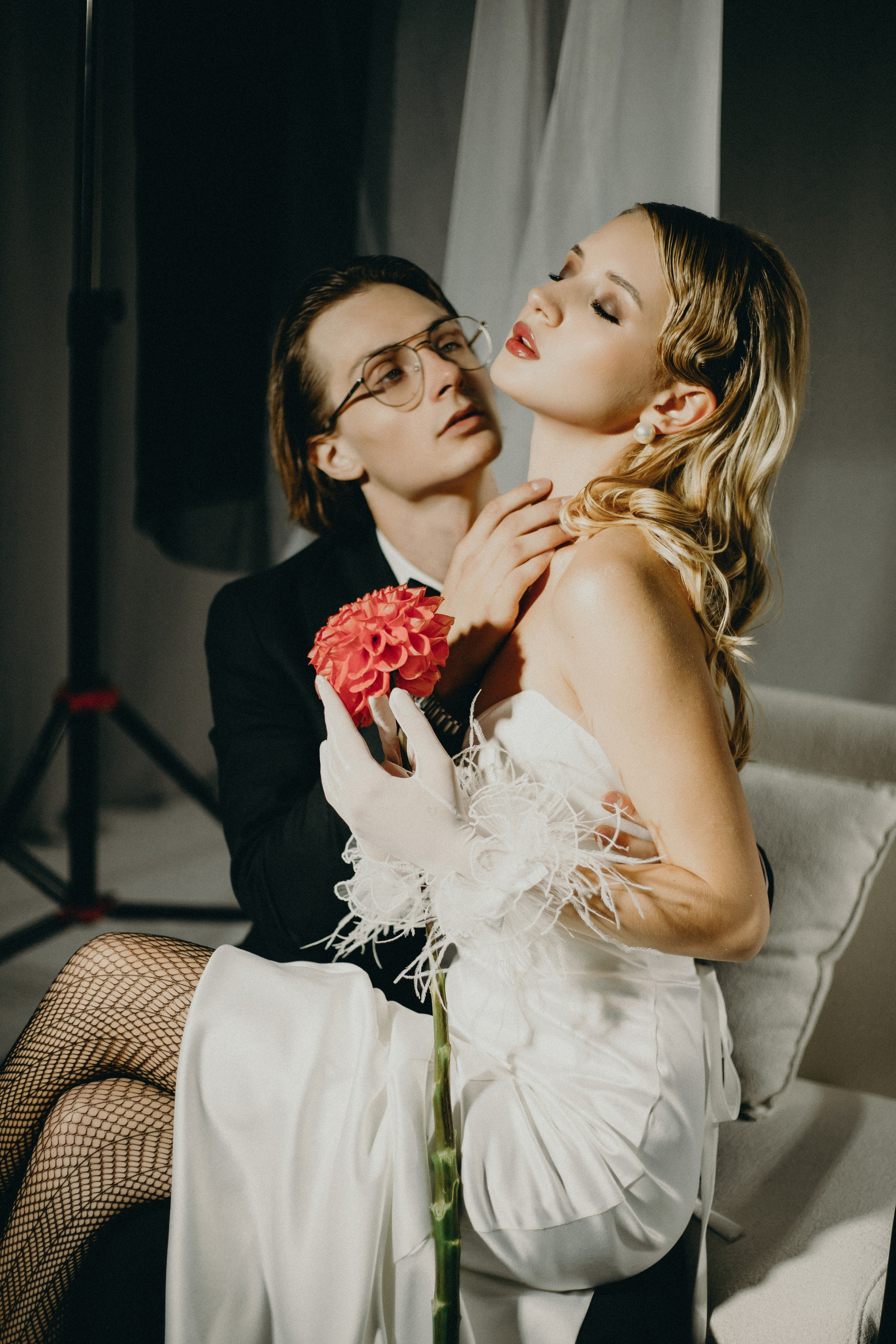 Wedding love-story в студии. Портретный и семейный фотограф в Саратове Елена Шустова