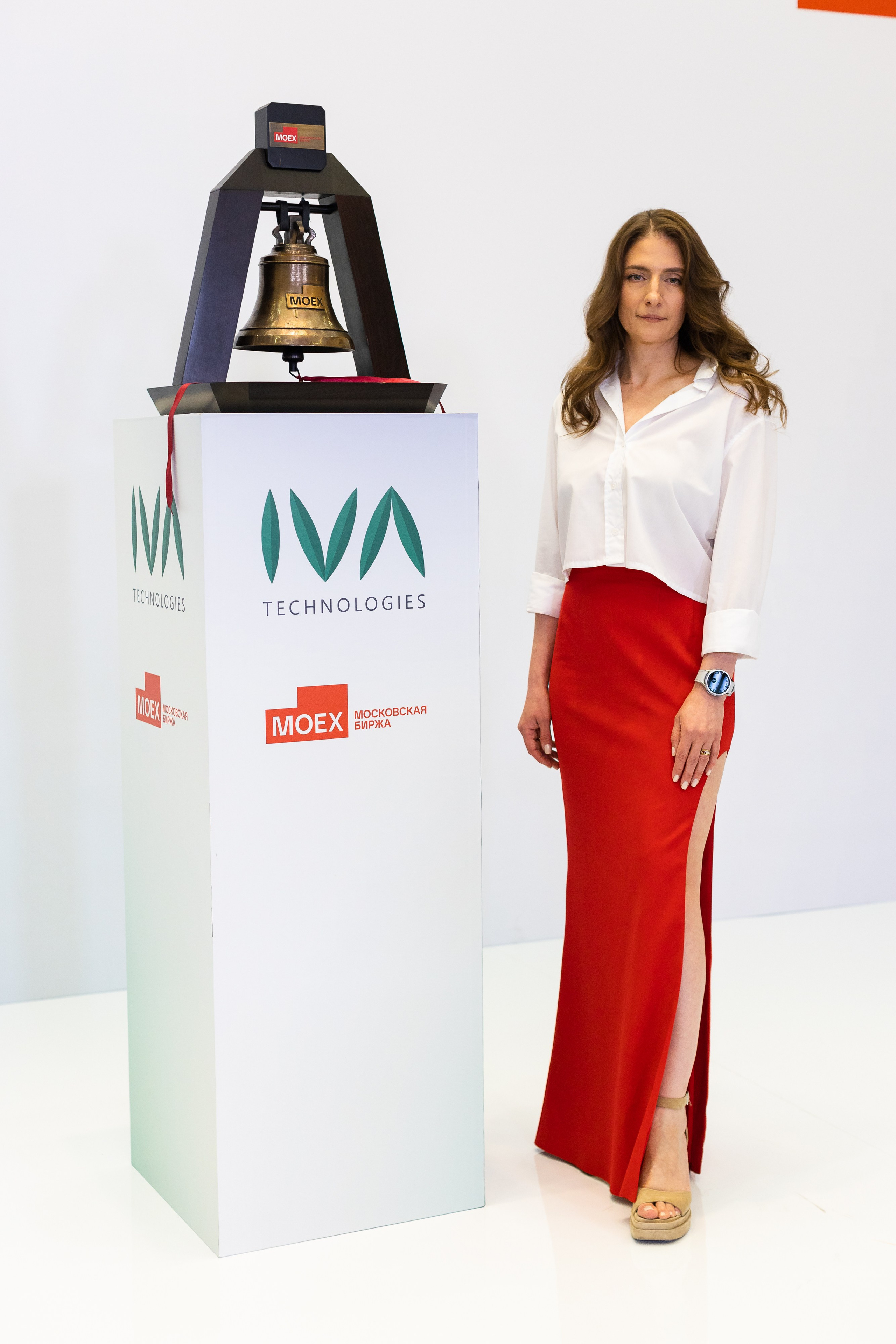 IVA на Московской бирже. Свадебный и портретный фотограф в Королёве Сергей Чихарев