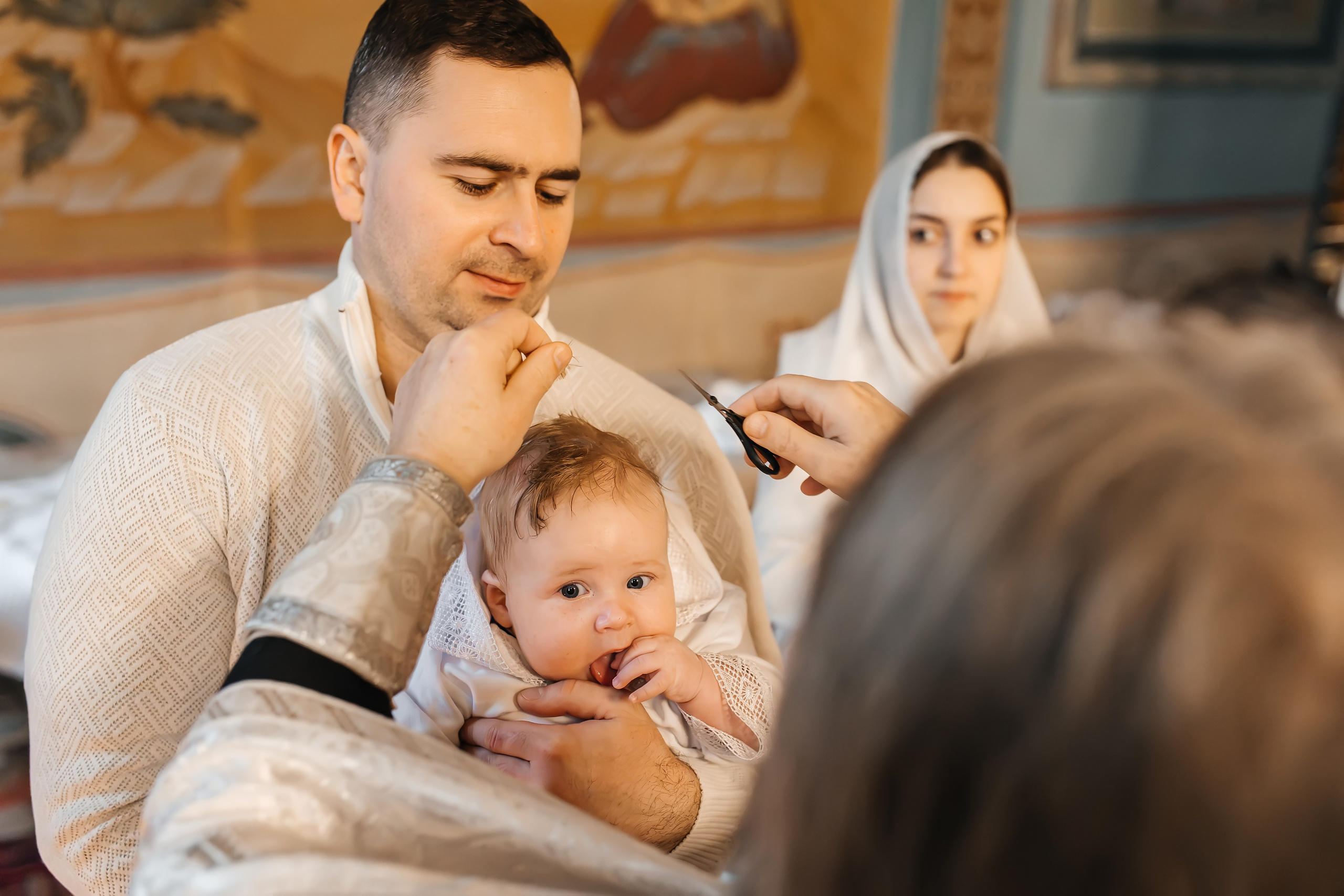 Крещение Гордея и Степана в Храме  Успения Пресвятой Богородицы в Троице-Лыково. Фотограф на крещение и венчание Москва  Надежда Баланина