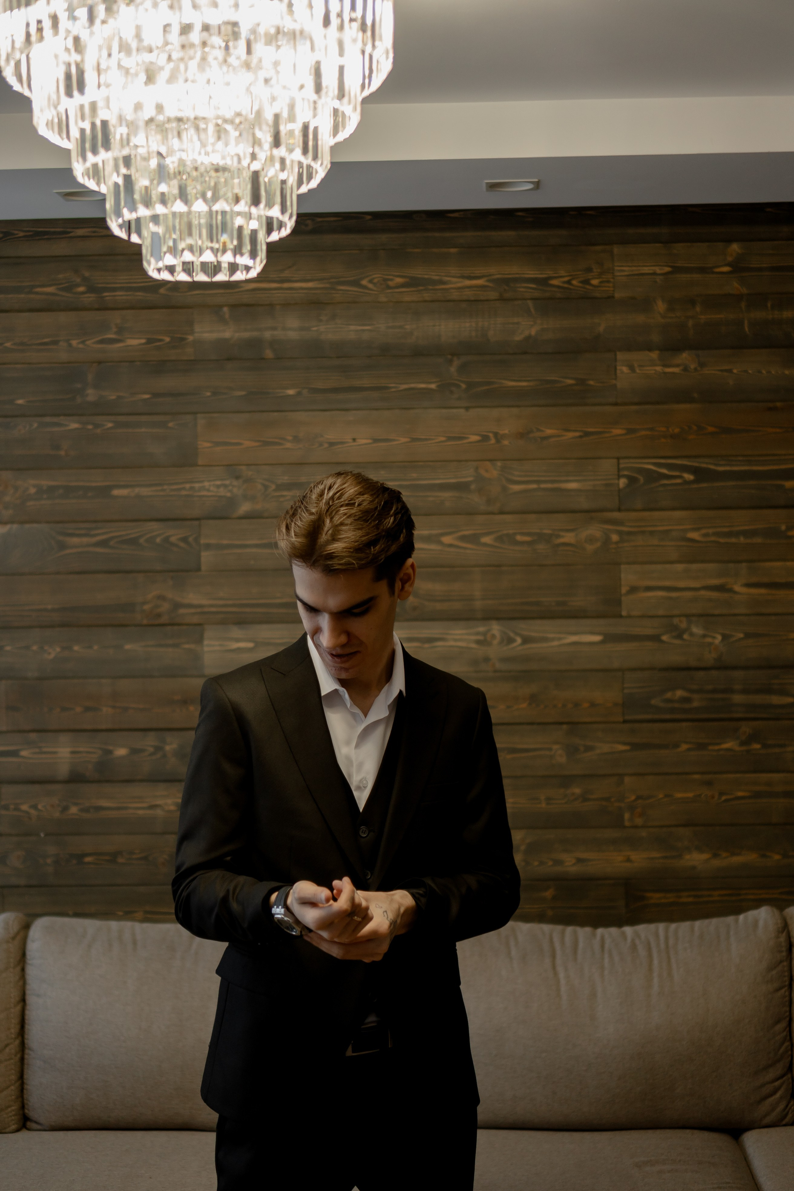 СВАДЕБНАЯ СЬЕМКА СБОРОВ В ОТЕЛЕ И ВЫЕЗД НА ЦЕРЕМОНИЮ (СНЯТО В СИБИРЕ В НИЖНЕВАРТОВСКЕ). Профессиональный фотограф, Санкт-Петербург — Виктория Богомолова