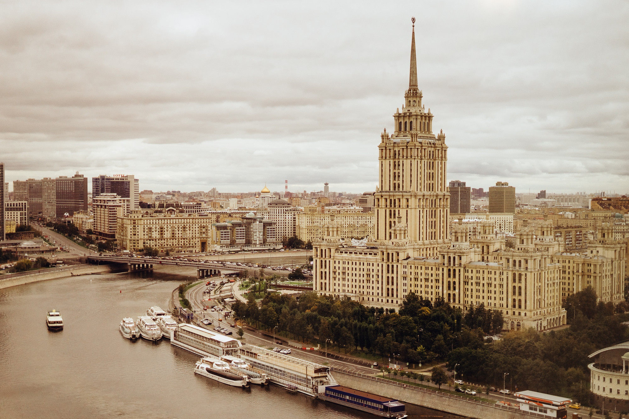 СВАДЬБЫ. Фотограф в Москве Рафаэль Халилов