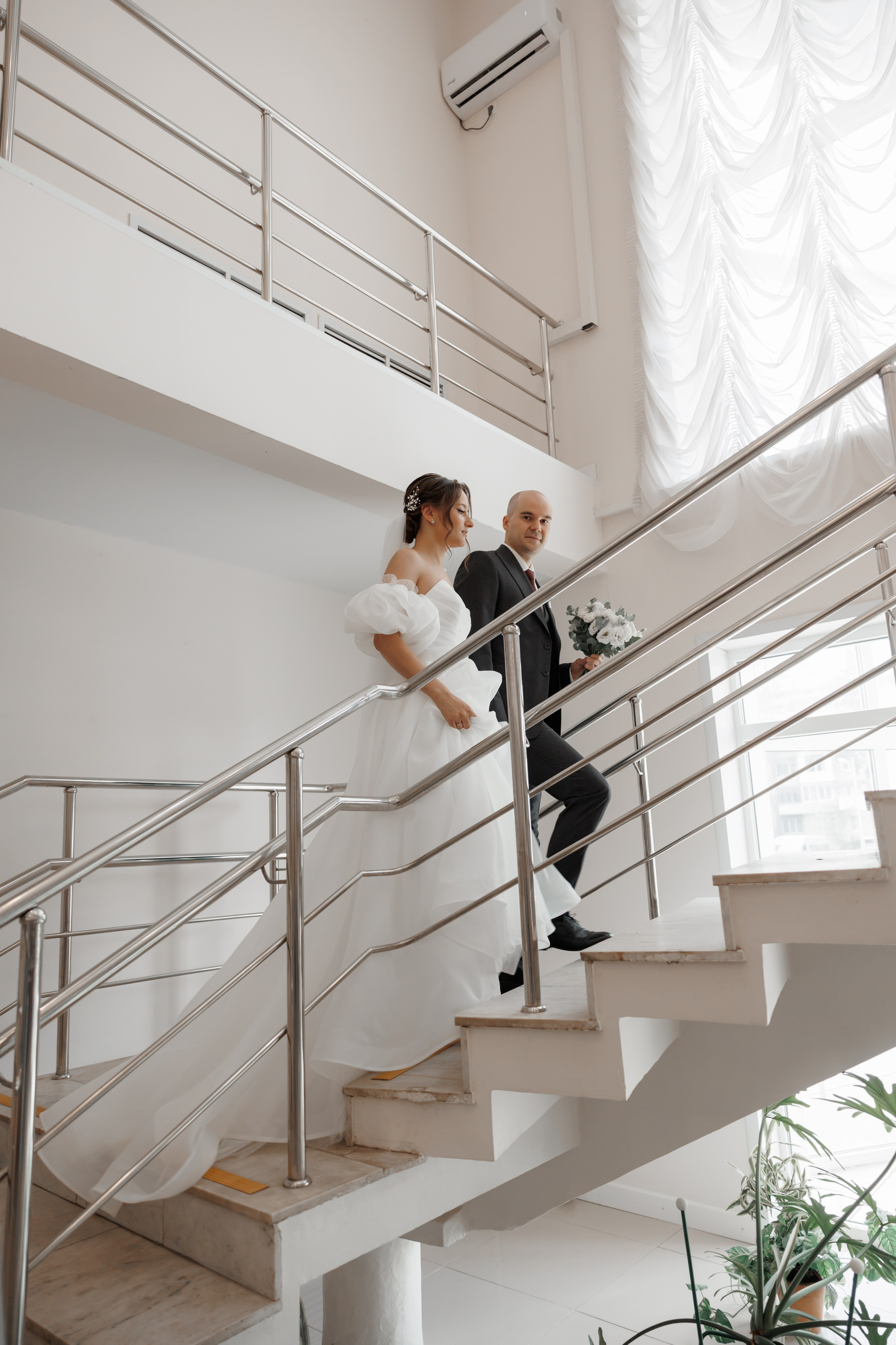 Полина и Дмитрий, загородный клуб «Барин», ЗАГС в г. Пушкино. Свадебный и репортажный фотограф (Москва, Королев и другие)