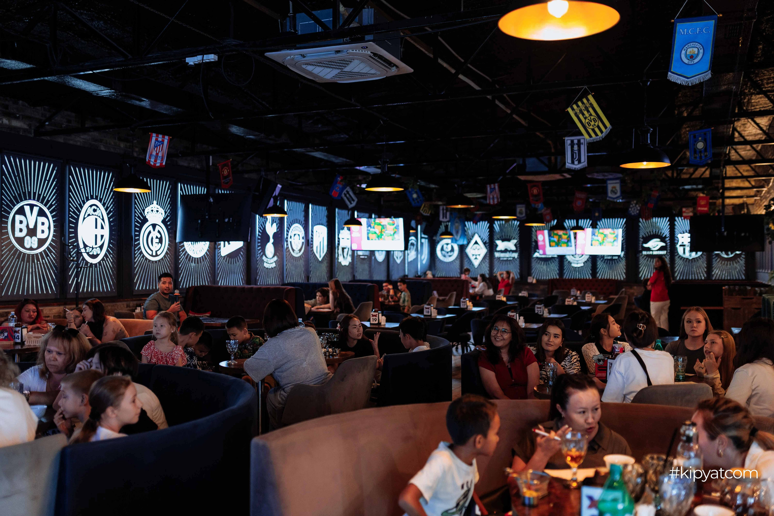 Эйнштейн Party