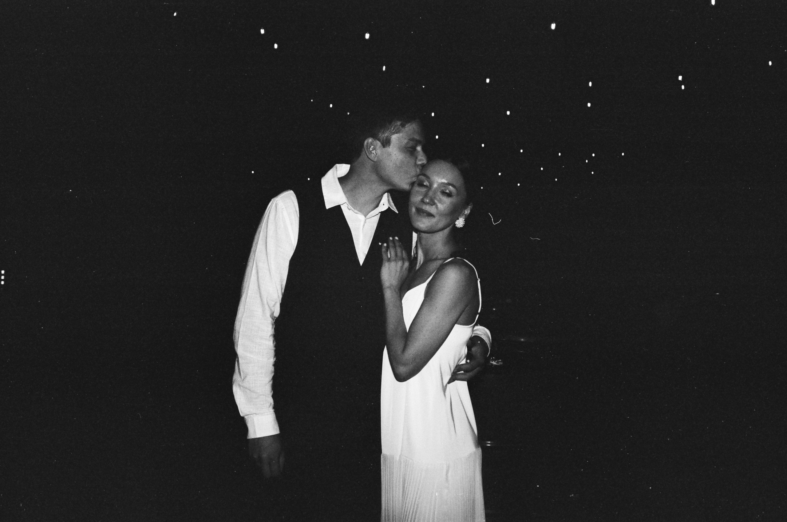 Плёночная фотосъемка свадьбы в Москве. Жуков Илья  свадебный фотограф в Москве