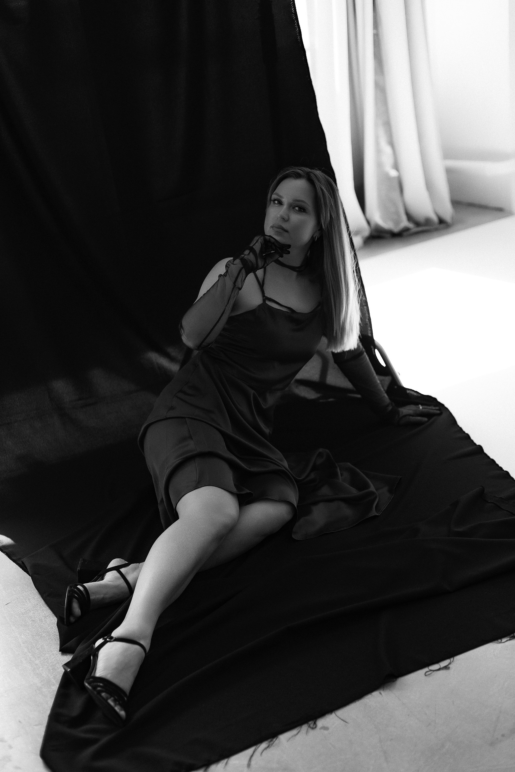 Персональная съёмка с цветным светом. Свадебный фотограф Пермь