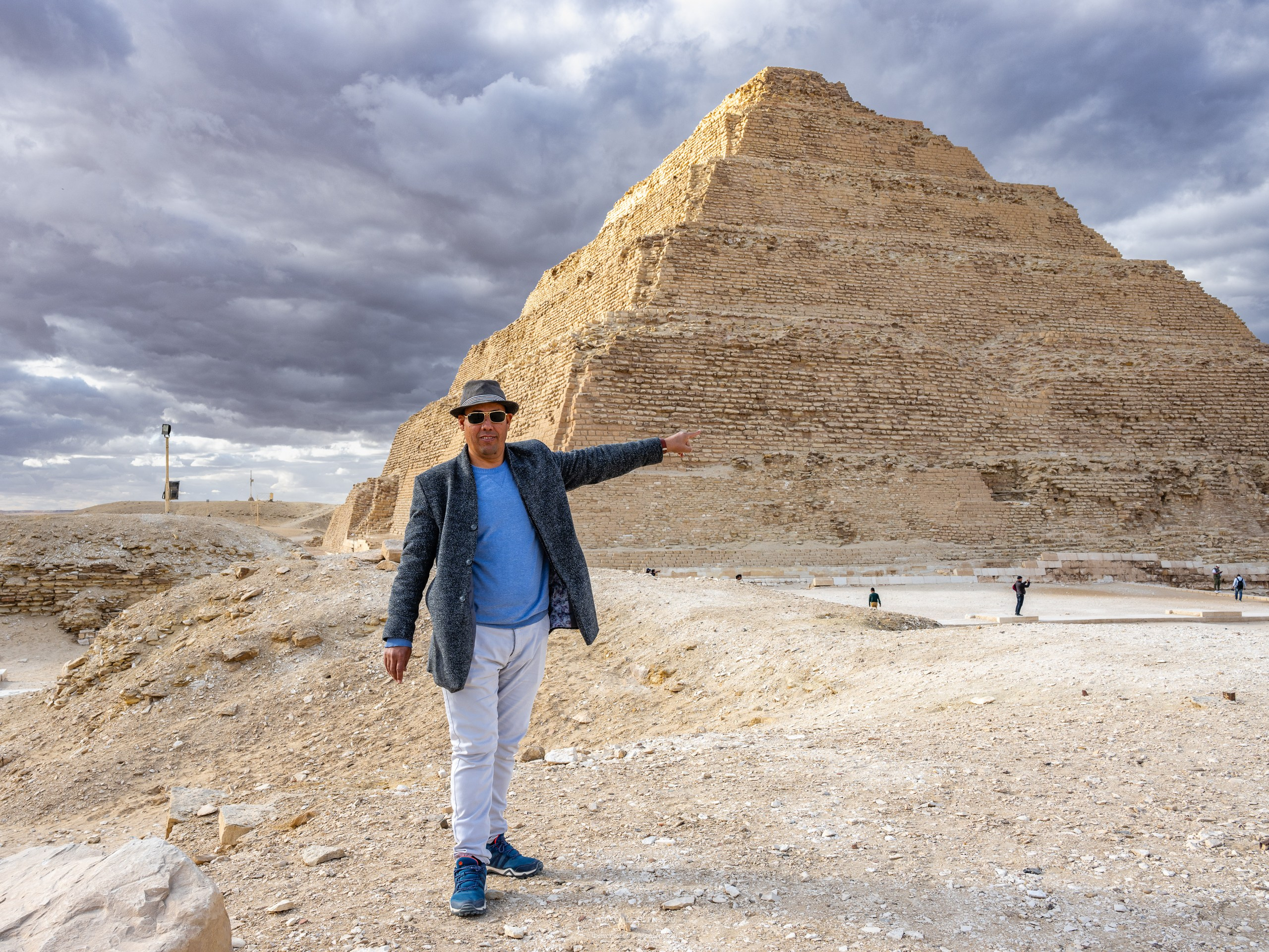 Пирамида Джосера и гид