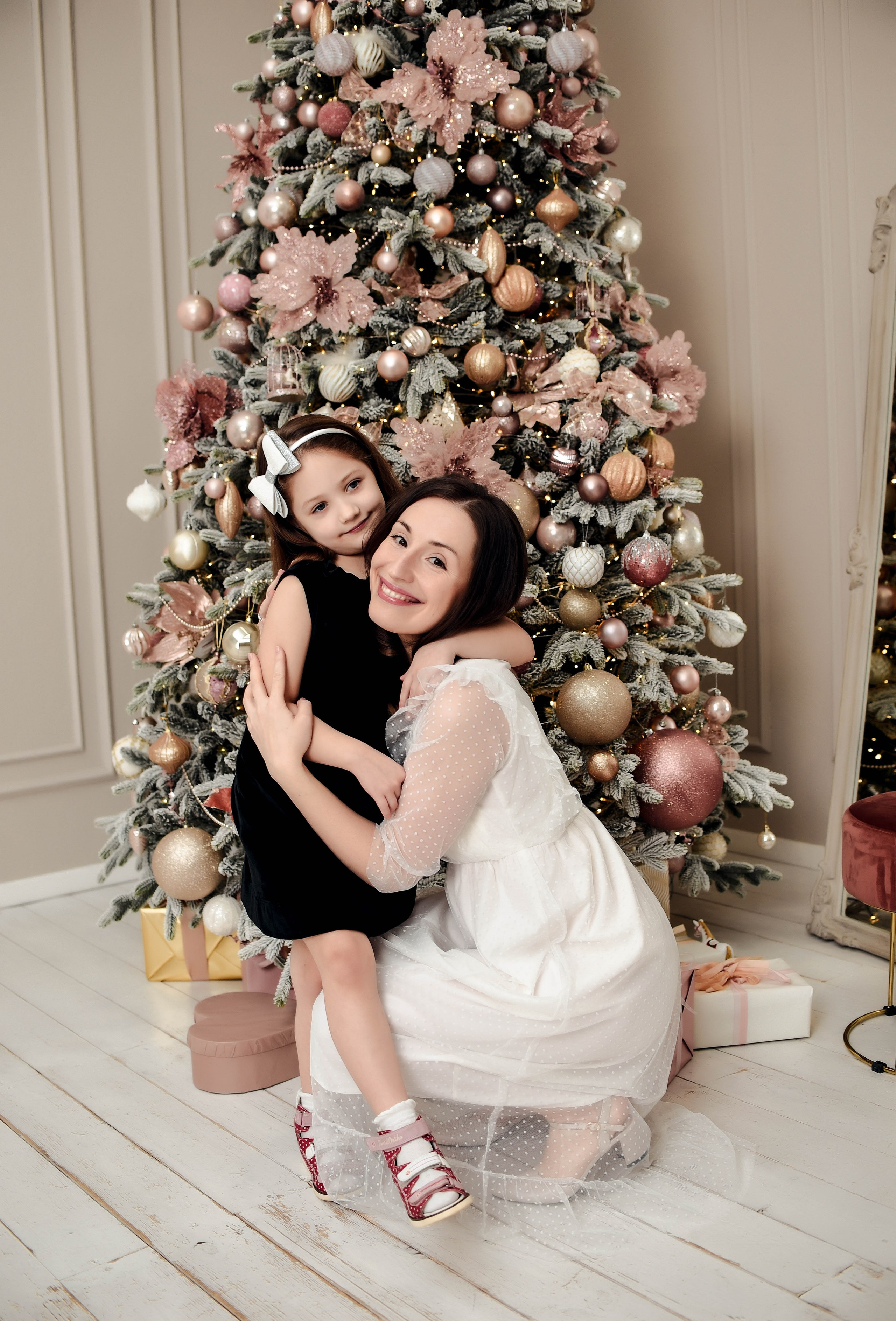 Новогодняя семейная. Свадебный, семейный, детский, контент фотограф в Омске Максим Ильин