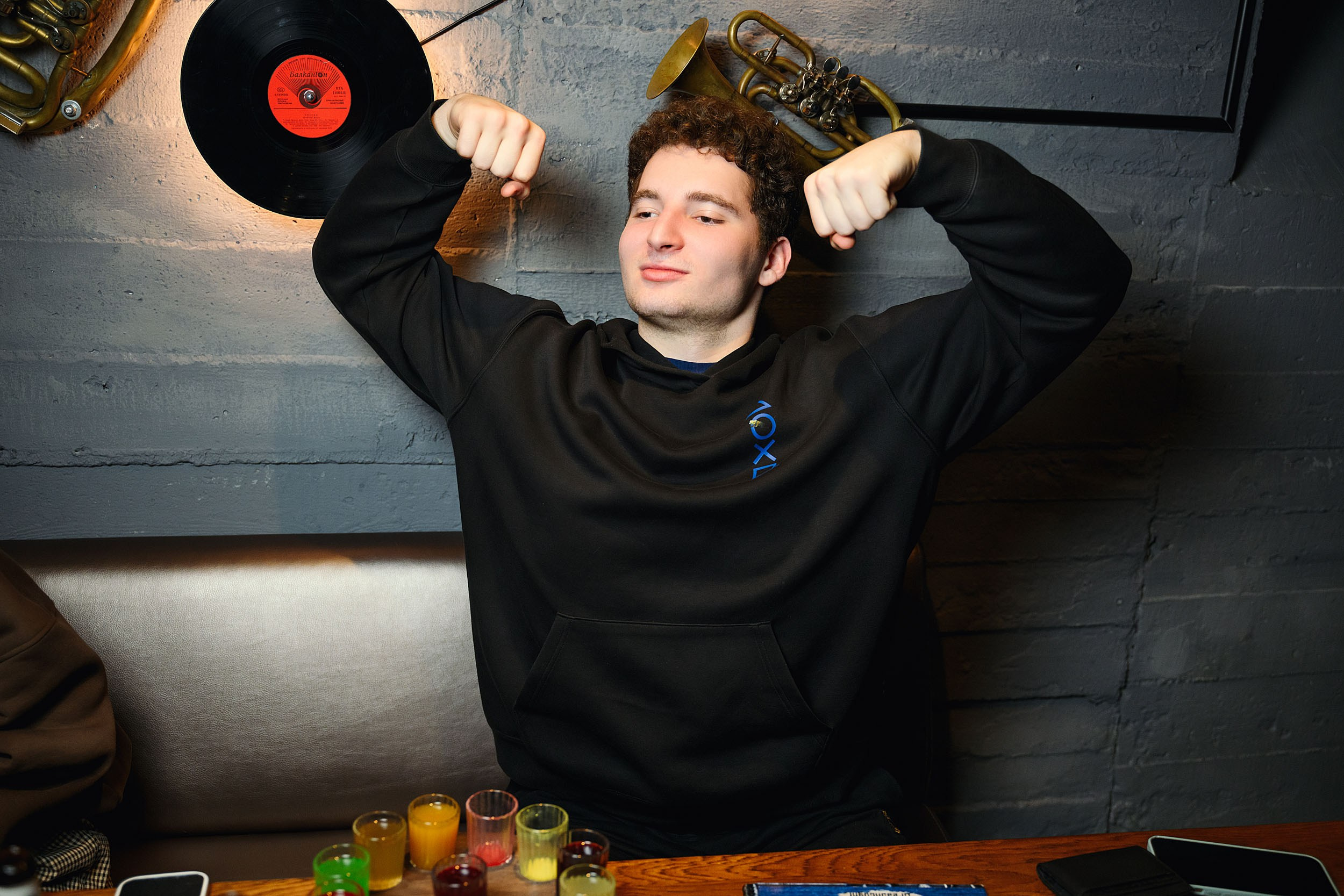 Фоторепортаж из бара Dreadnought. One Media Life: фоторепортажи, фотоотчеты с мероприятий и заведений