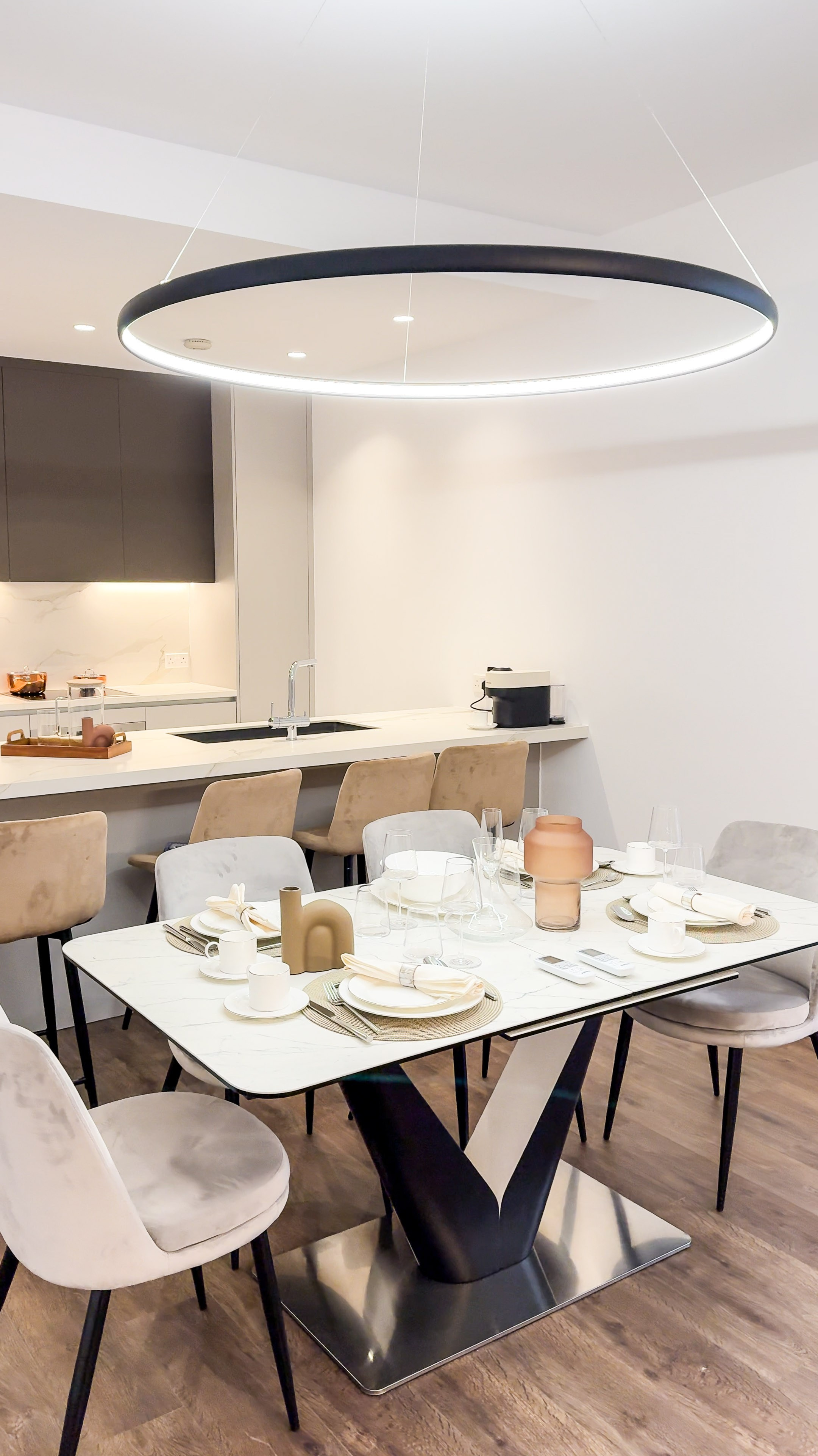 Агенство Недвижимости. Видеограф Добромыслов