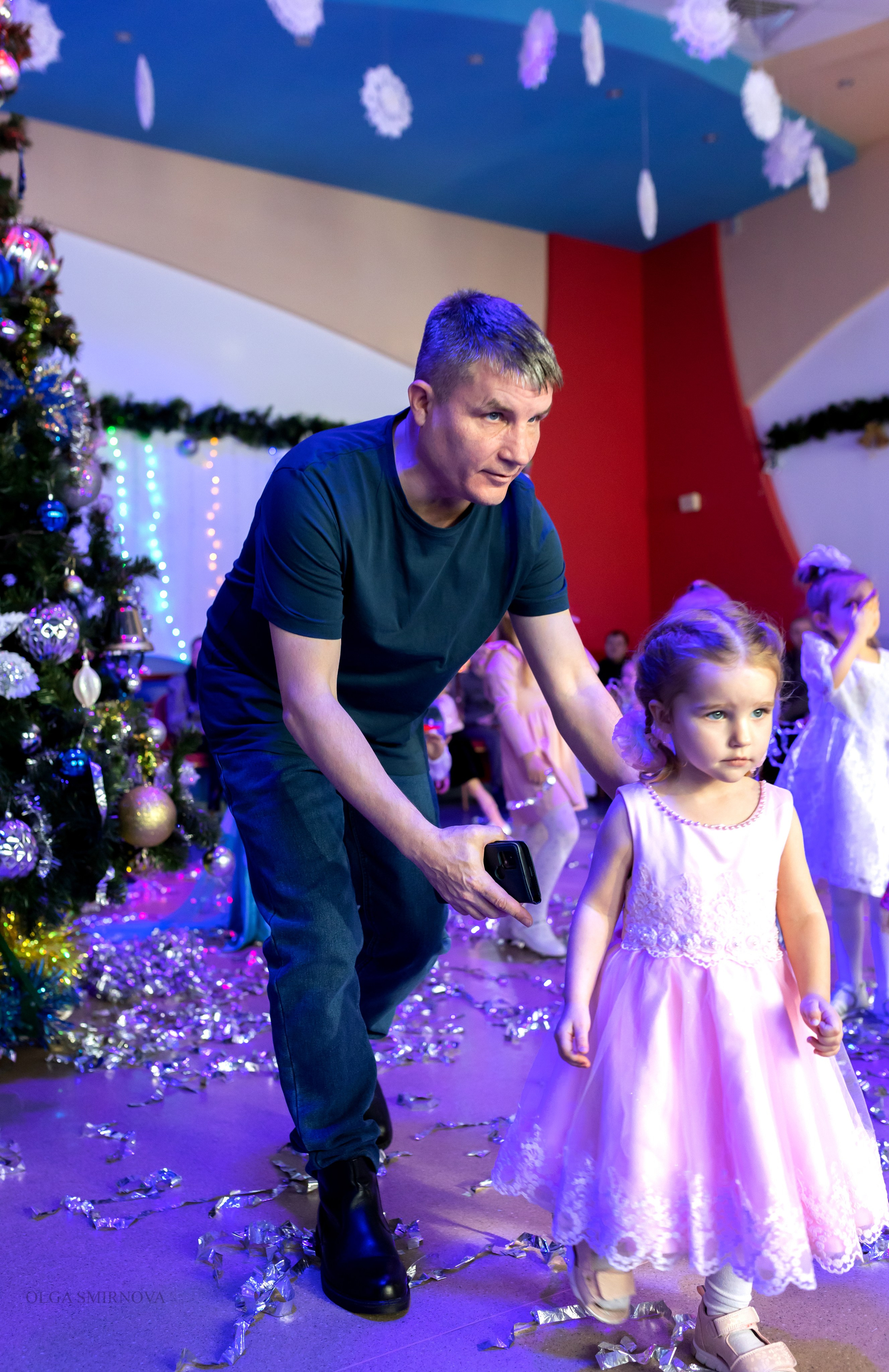 Утренник в ДОФ 04.01.25. Ольга Смирнова юрист, фотограф