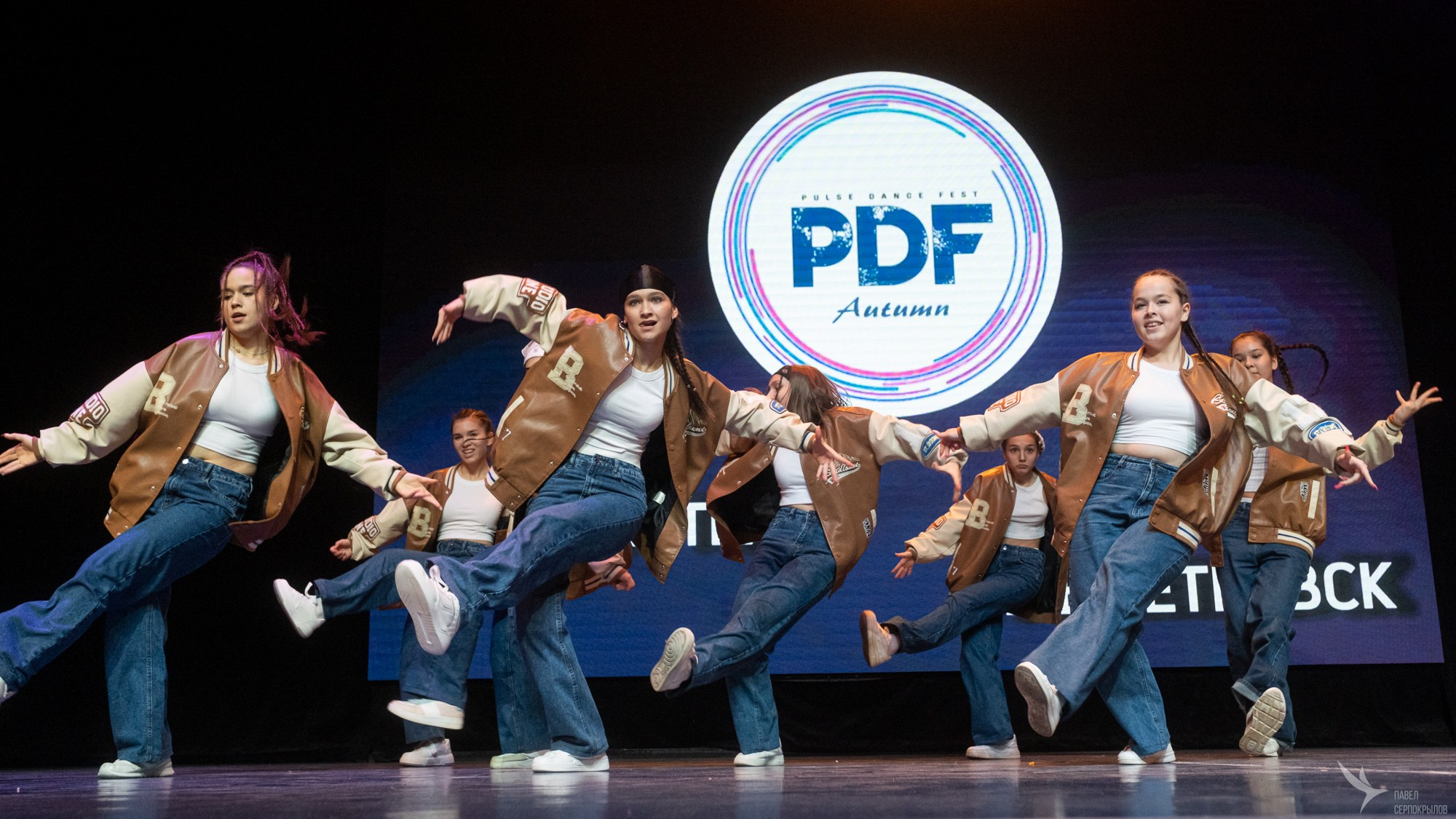 PDF 2023 Autumn. Репортажный фотограф в Казани Павел Серпокрылов