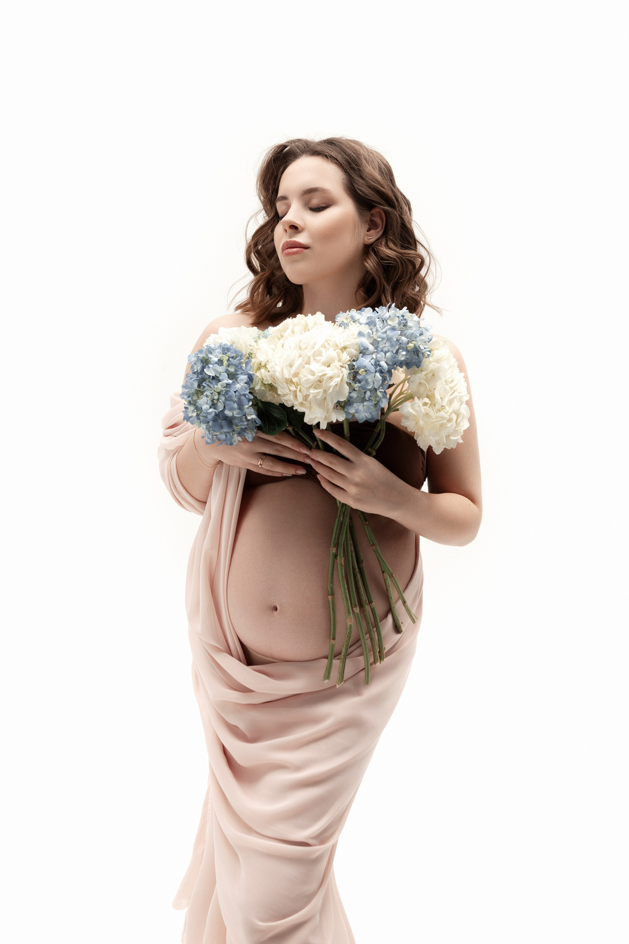 Студия. Фотограф новорожденных Оренбург Оксана Трофимова