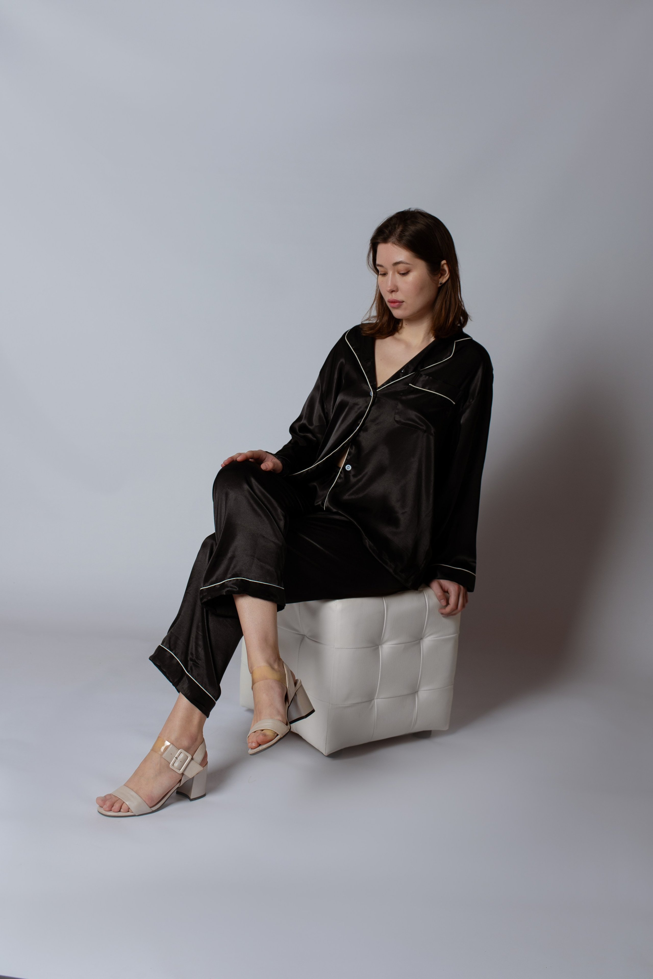 прокатная пижама в черном цвете для фотосессий в Севастополе