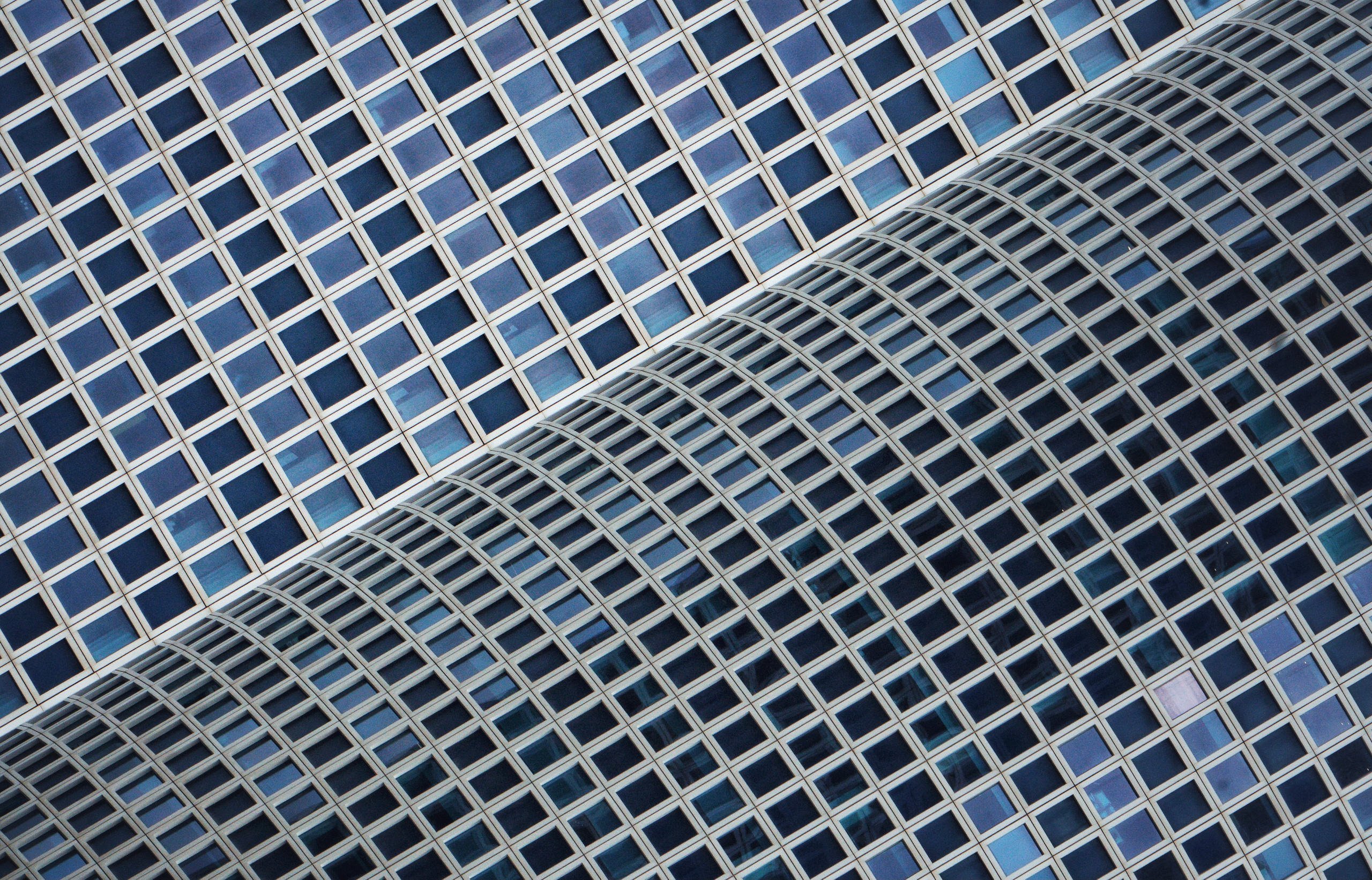 Structure and forms. See the moment and catche. commercial and reportage