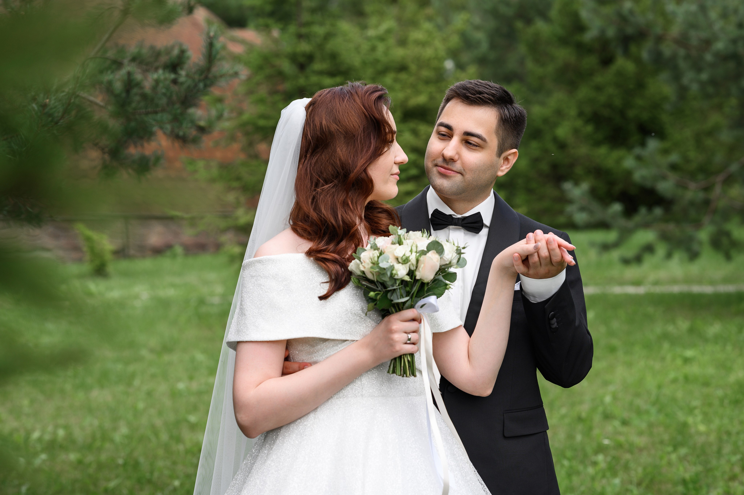 Свадебная фотосессия парк-отель Петрухино-клуб. Свадебный фотограф Москва Юрий Кульман
