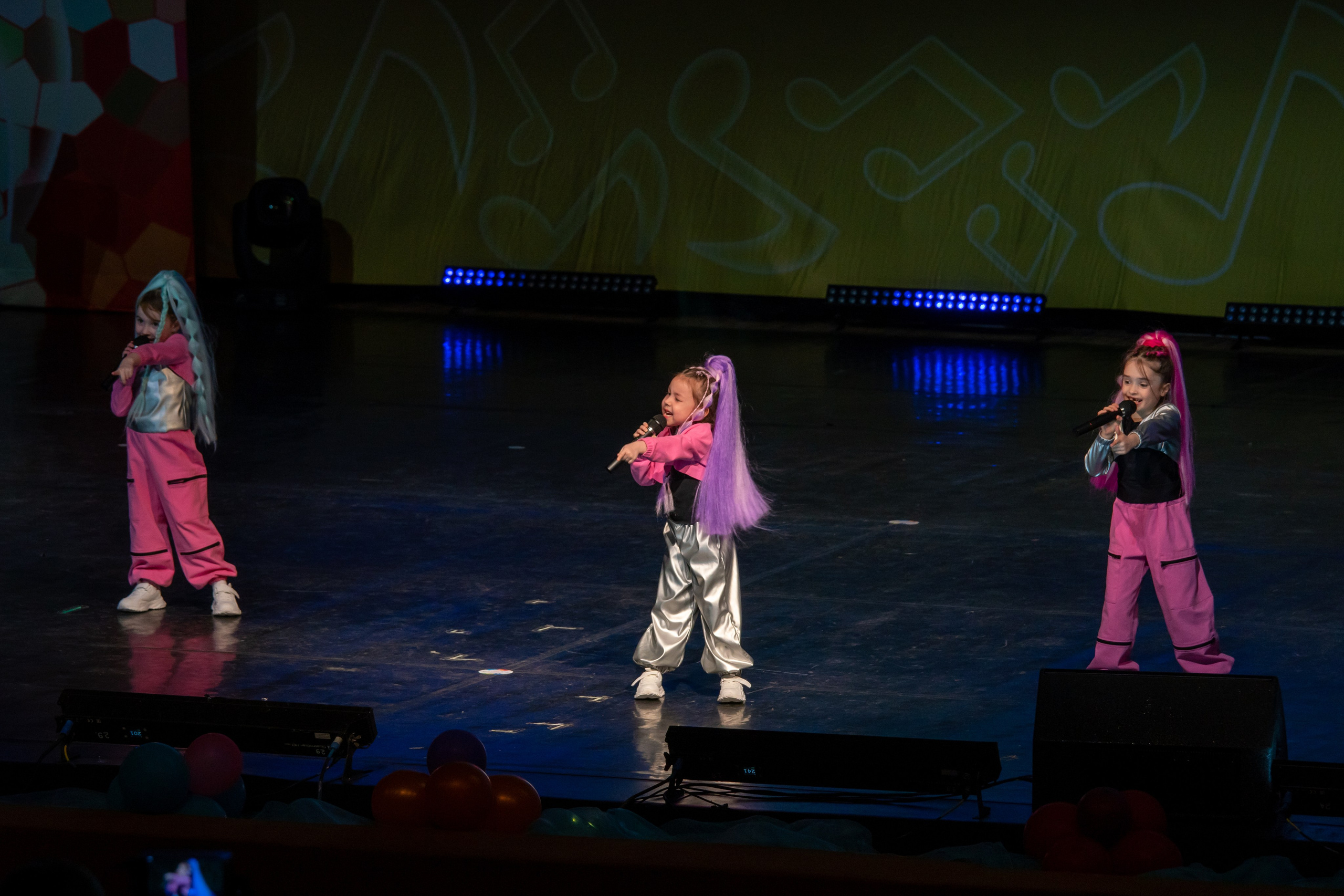 Съёмка концерта для Домисольки, большой концертный зал Космос. «Студия DRONAVT`s» — видеосъёмка и фотография г. Москва