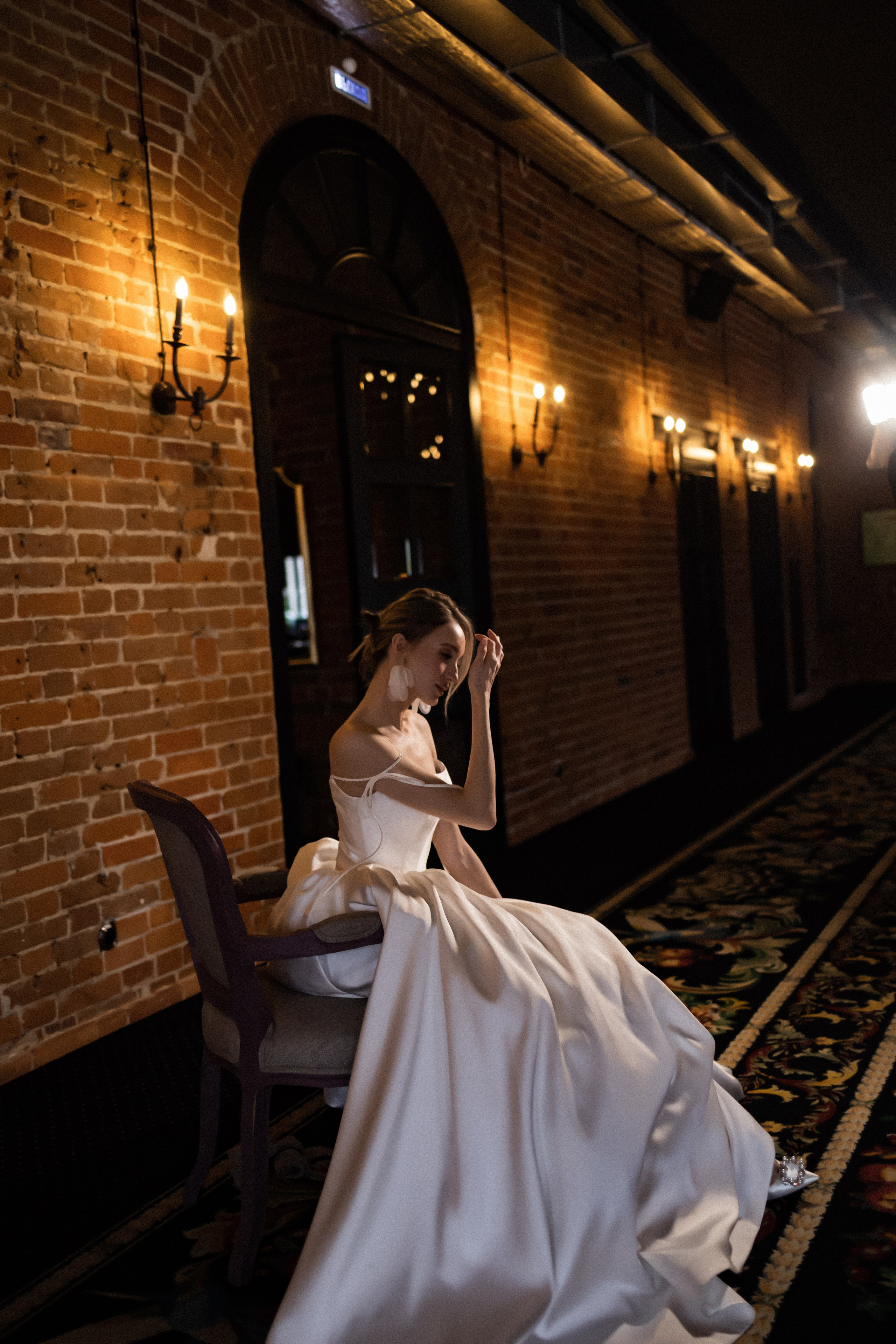 Свадебная в ресторане. Фотограф Арина Шмакова