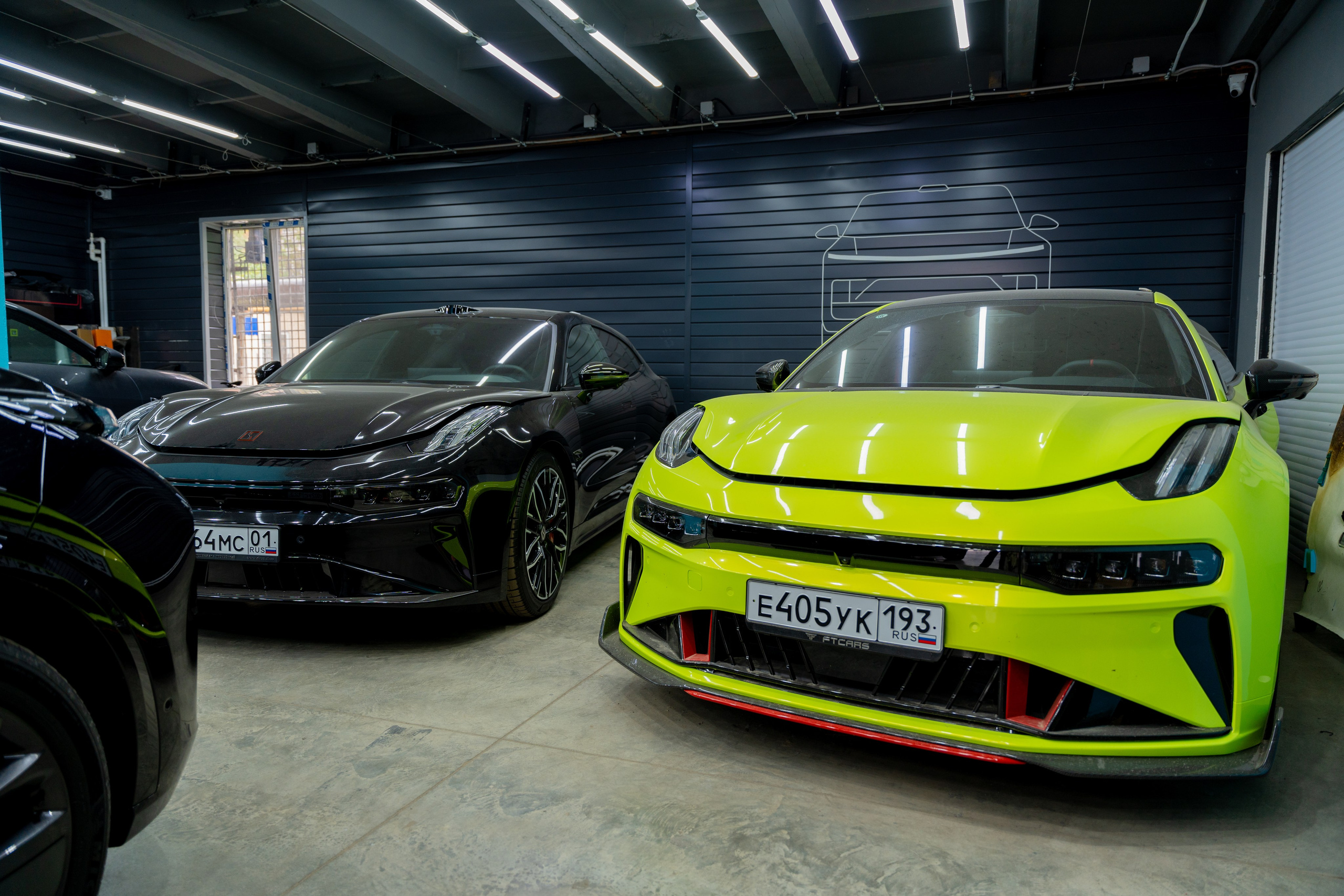 Интерьерная фотосъемка автосалона Elrus в Краснодаре. Zeekr, LiXiang Профессиональная фотосъемка интерьера премиум-автосалона в Краснодаре. Шедевры для Вас! Фотограф и Видеограф в Краснодаре Пахиев Руслан