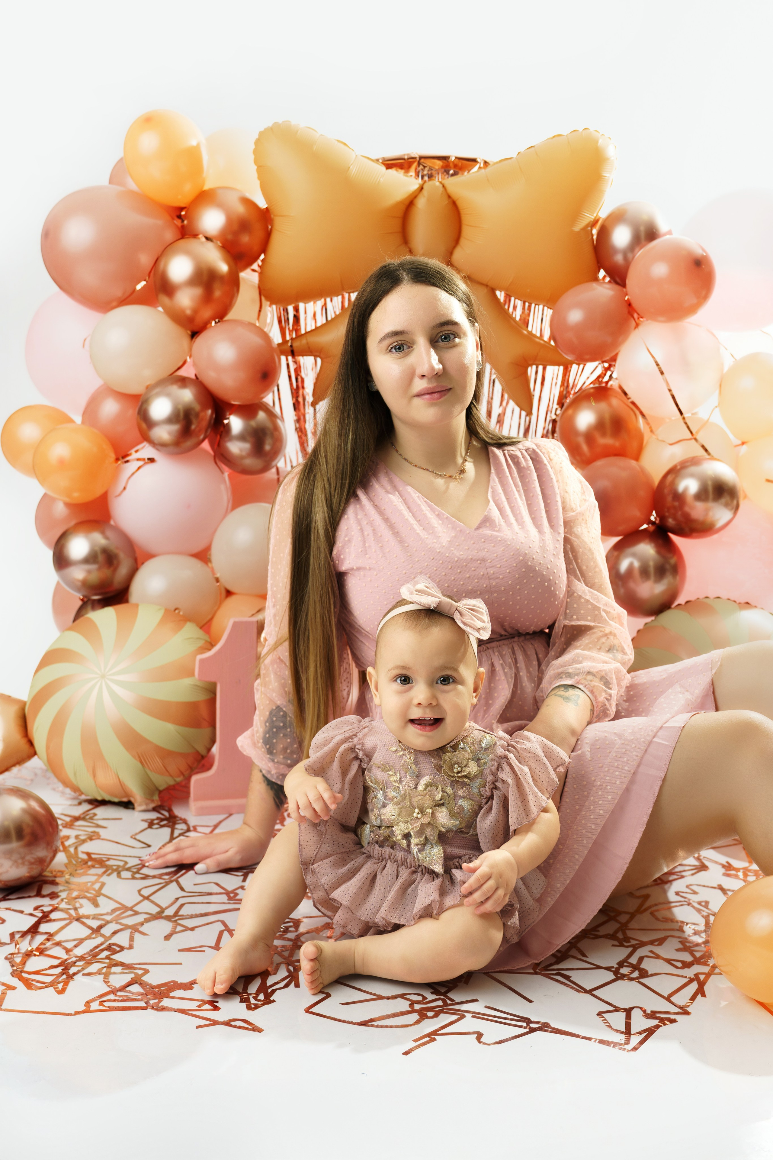 Фотосессия ГОДОВАСИЕ. Фотограф новорожденных, детей до года и беременных в Симферополе