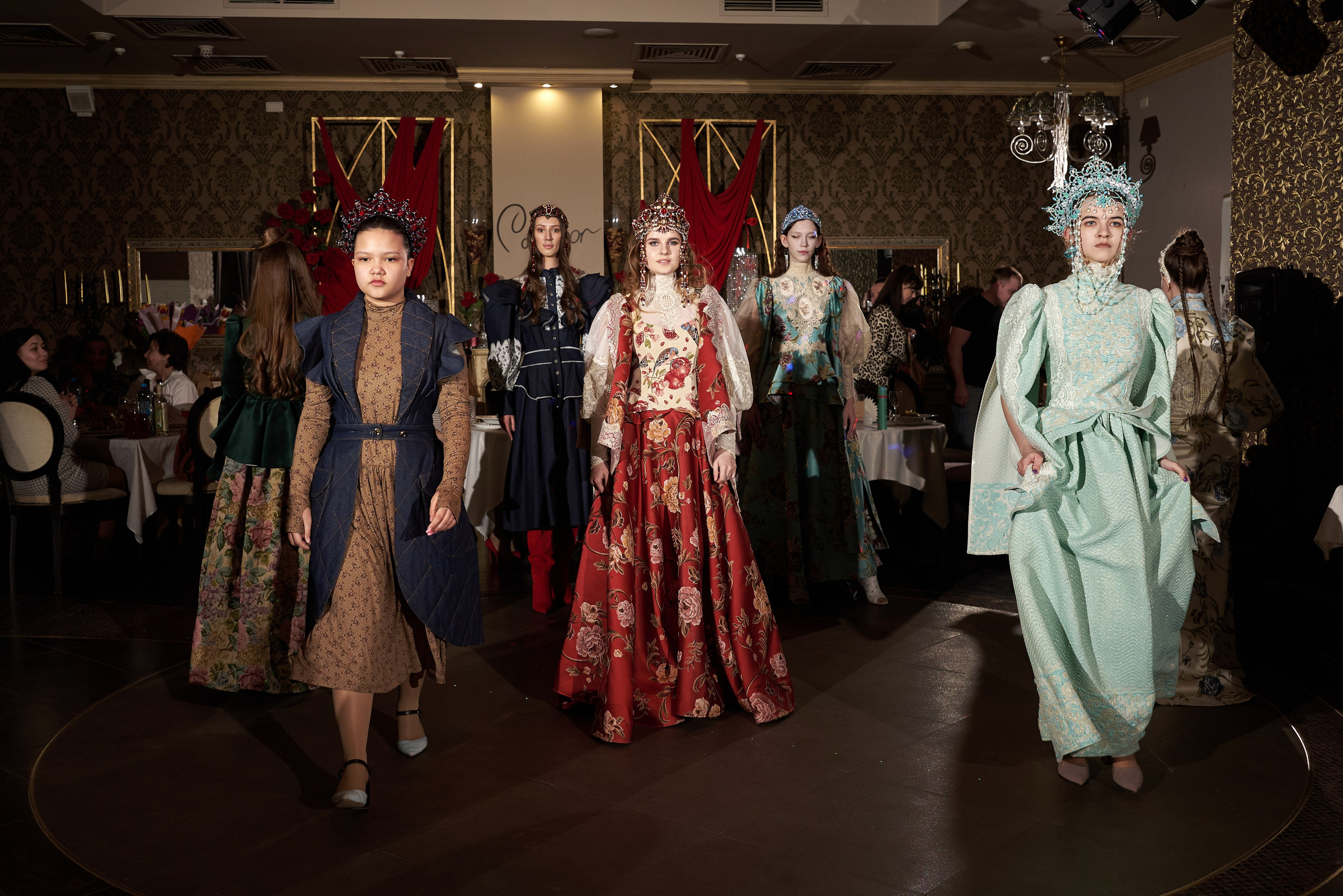 Фотограф на мероприятие, банкет, торжество, репортаж Старый Оскол. Профессиональный фотограф Старый Оскол, Губкин — свадьба, венчание, крещение, юбилей и день рождения