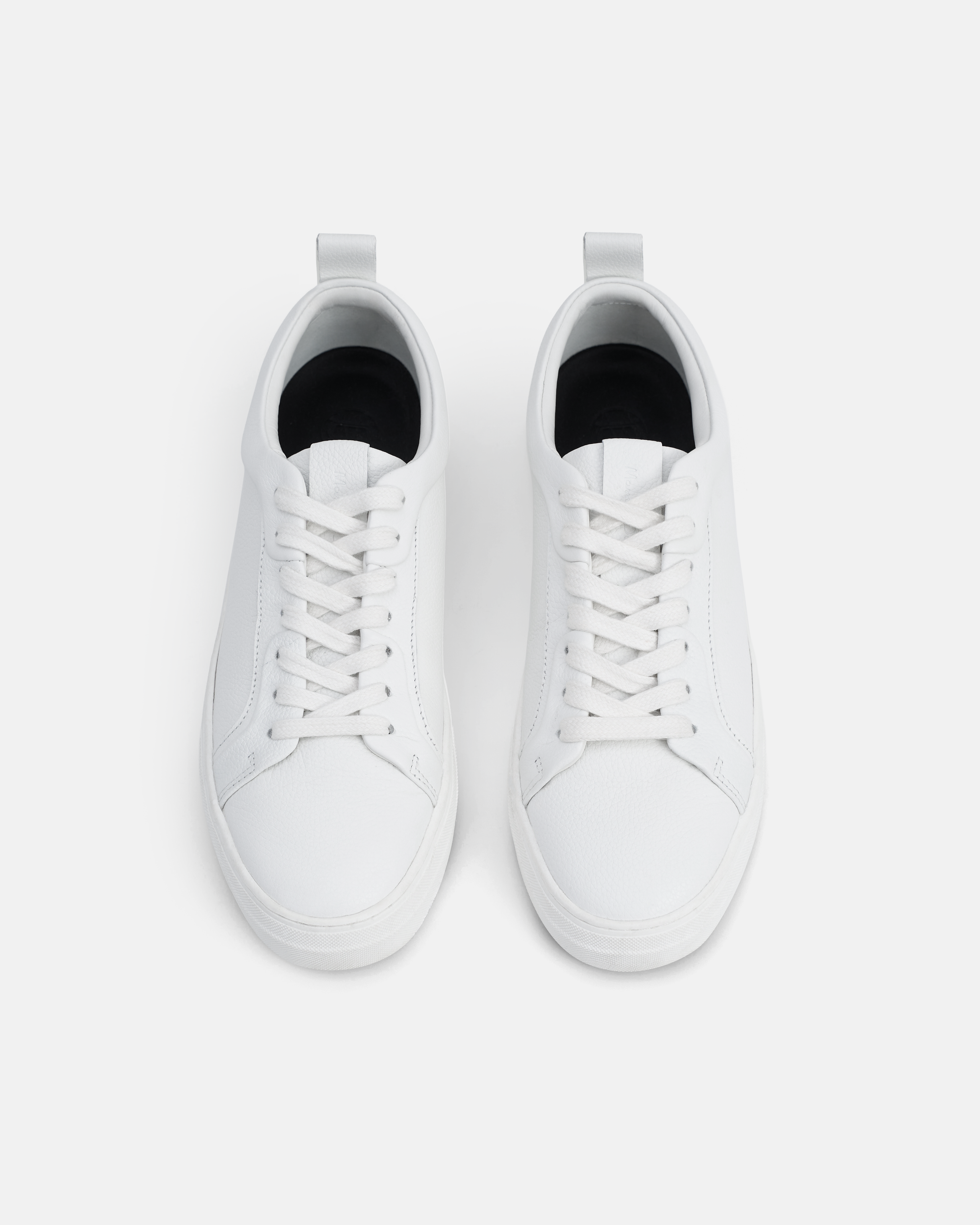 Обтравка. Фотограф для брендов одежды и маркетплейсов в Москве Рита Винтер