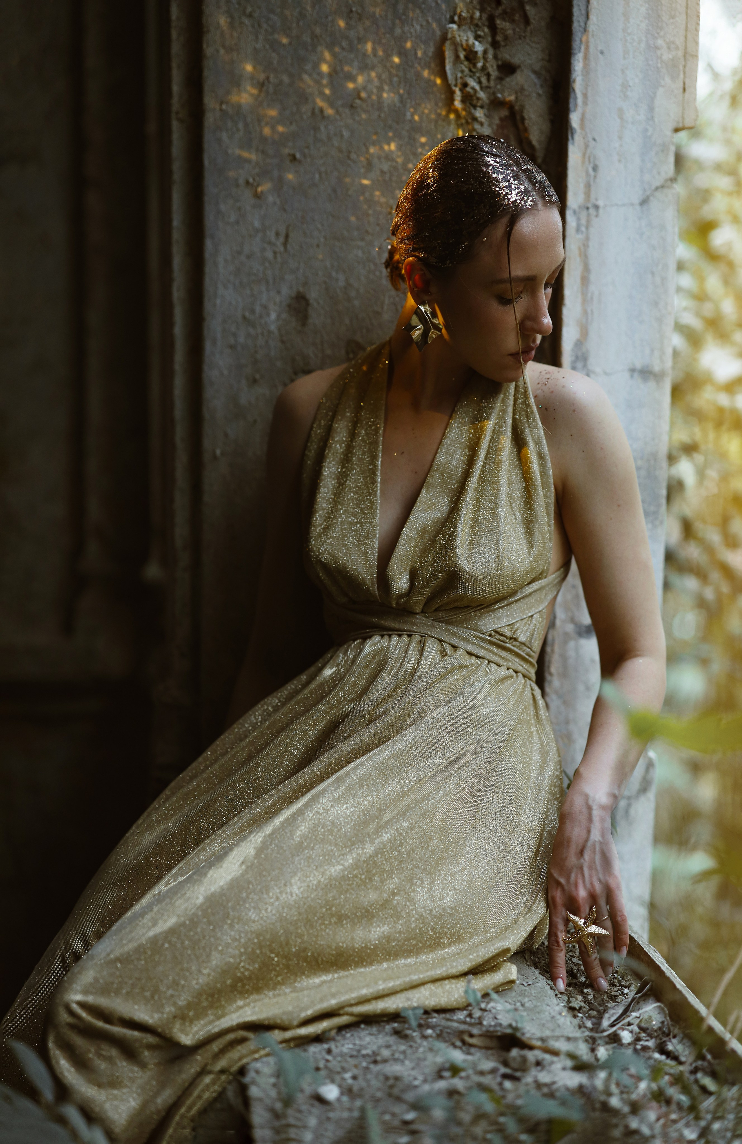 Фотосессия в заброшенном здании для Софии, Сухум, Абхазия. Свадебный и семейный фотограф в Абхазии Жанна Соснина