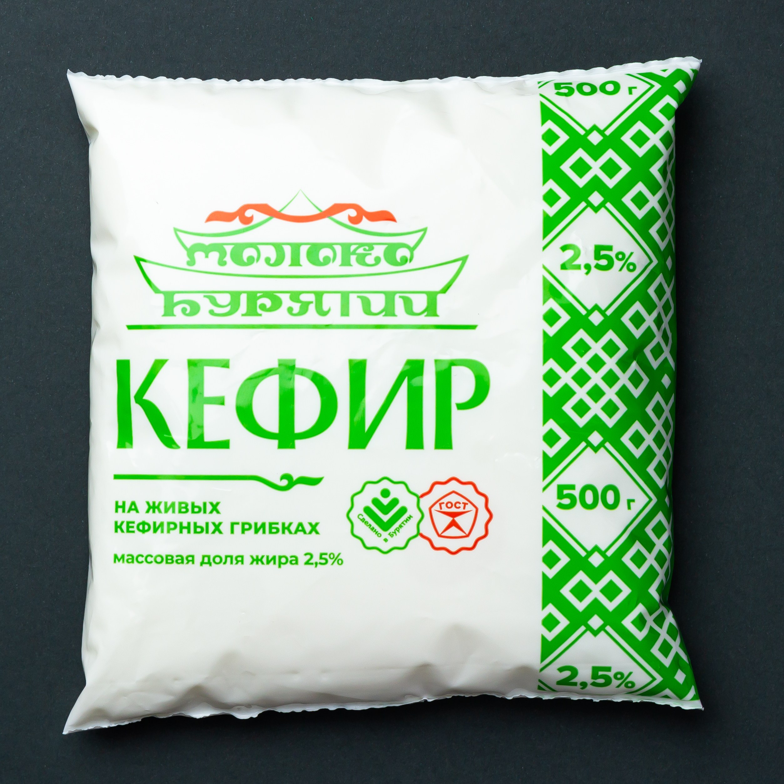 Молоко на цветном. Александр Стряпунин — предметный фотограф в Улан-Удэ