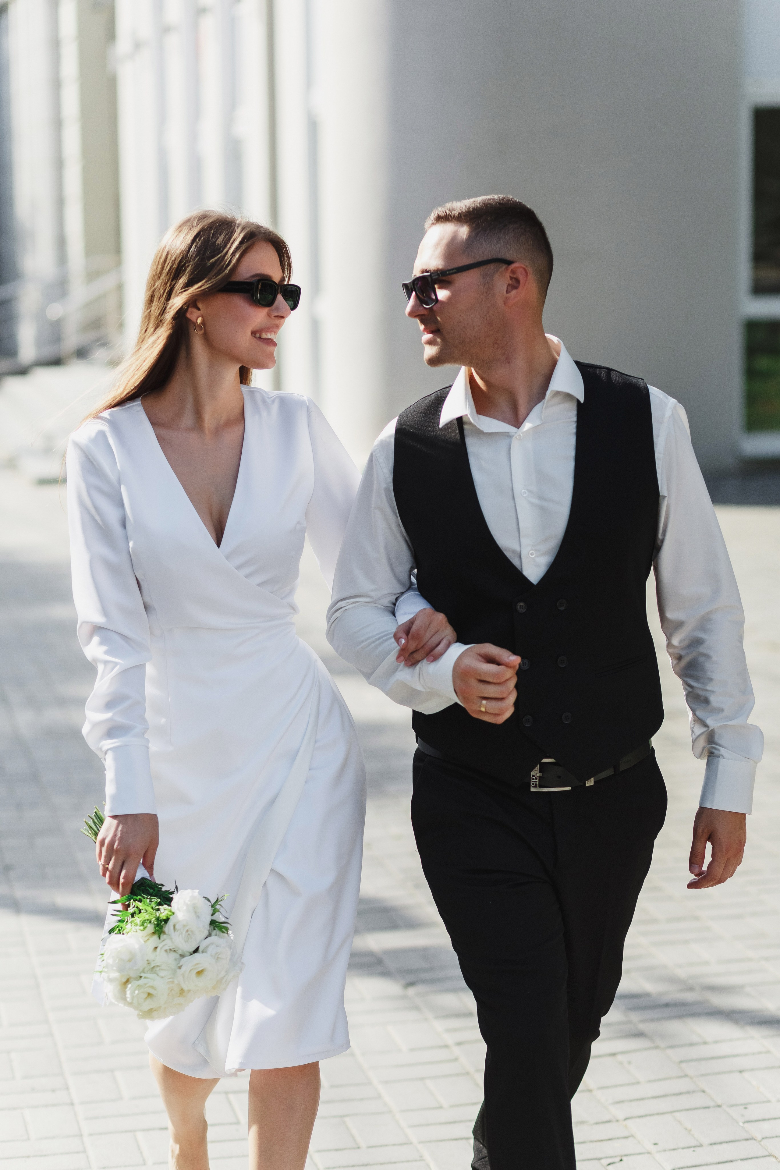 Свадебный фотограф Таганрог — фотосессия в центре города и банкет в коттедже «Виктория». Свадебный и семейный фотограф в Таганроге Бакарюк Антон