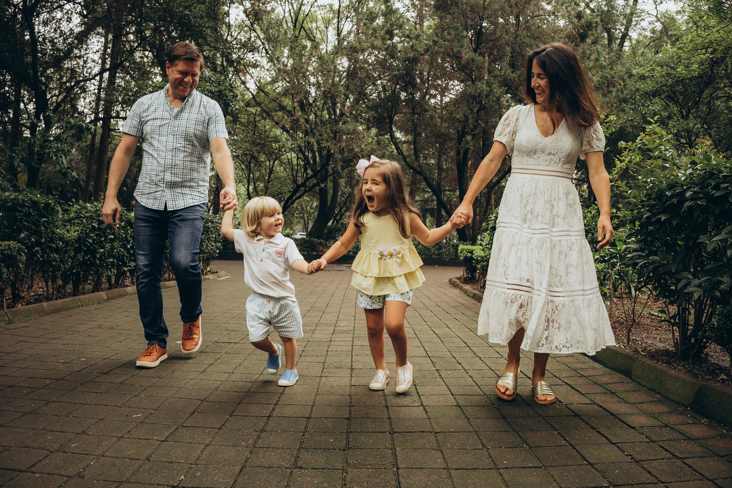 Fotosesiones familiares en la CDMX, Mexico. Irina Krokhaleva. Fotógrafa de familias y parejas en Ekaterimburg, Rusia