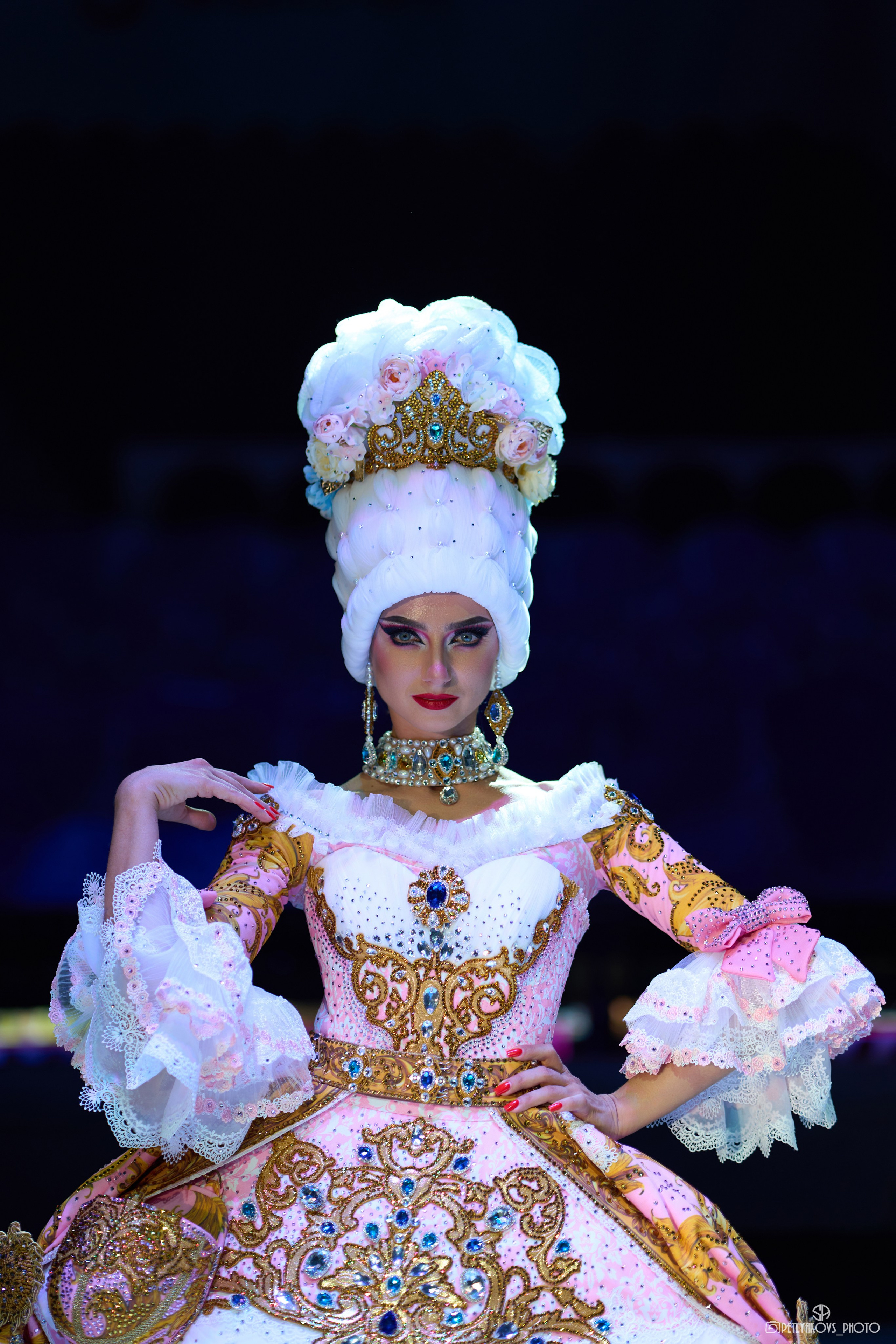 Дарья Лекарева укротитель