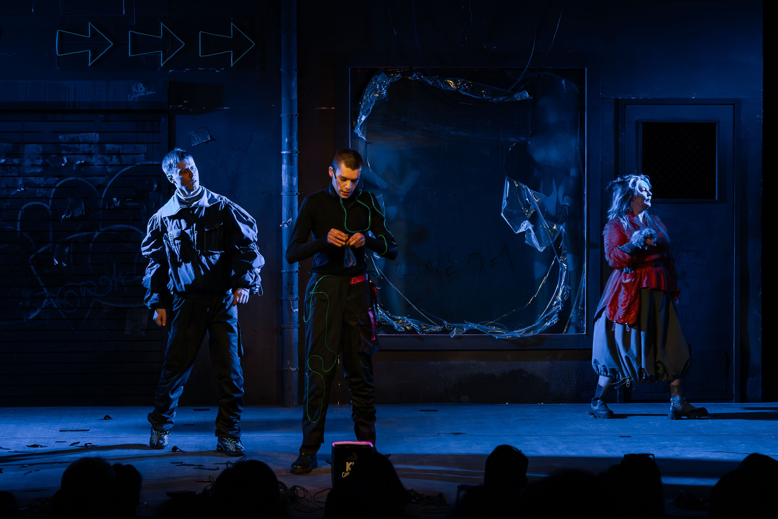 Театр Юного Зрителя «Буратино 2087». Кадр Плюс — Фотография с характером «Визуальный продюсер и фотограф Марк Файзулин»