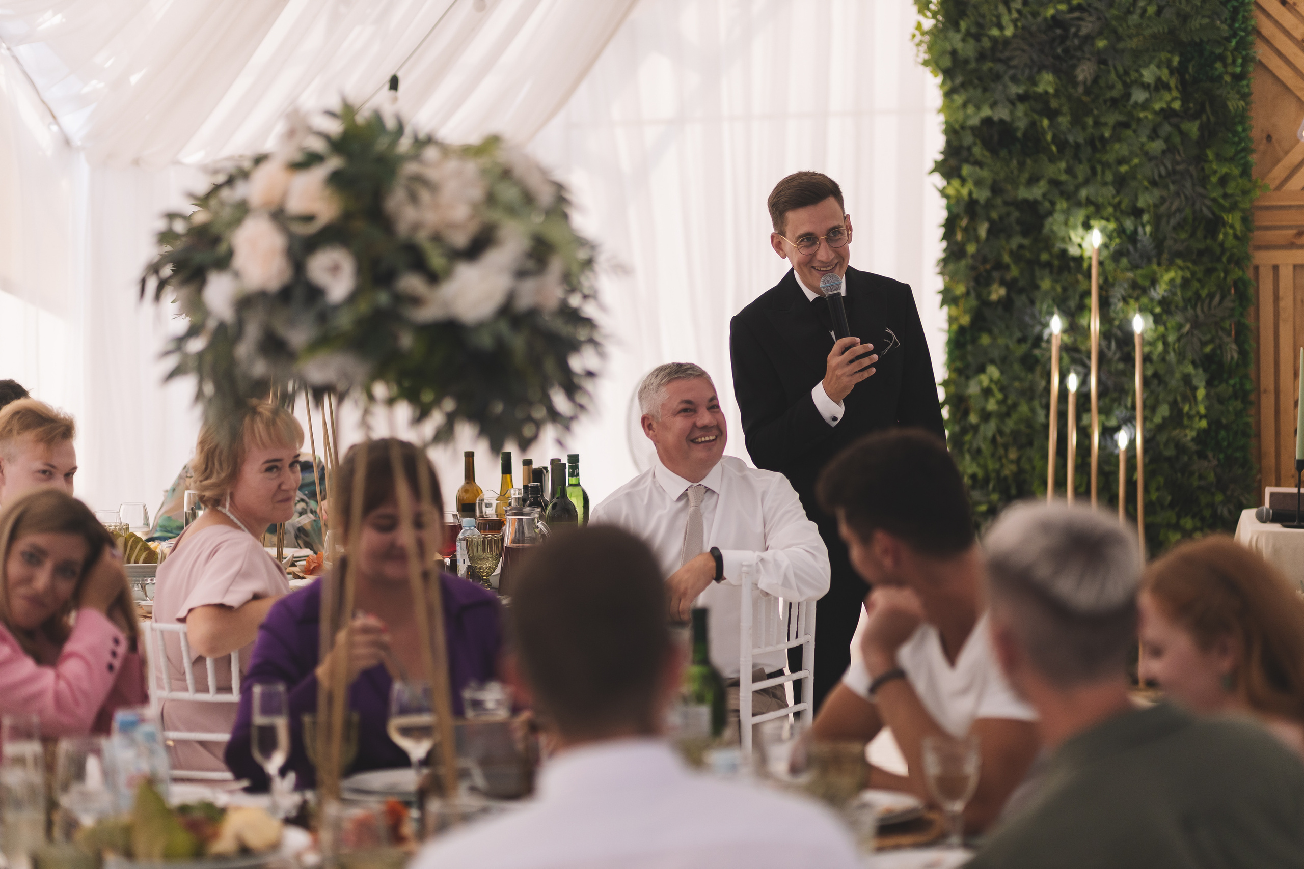 Свадебная фотосессия в Парк-отеле Орловский. Свадебный фотограф в Москве — Оскар Гелманов