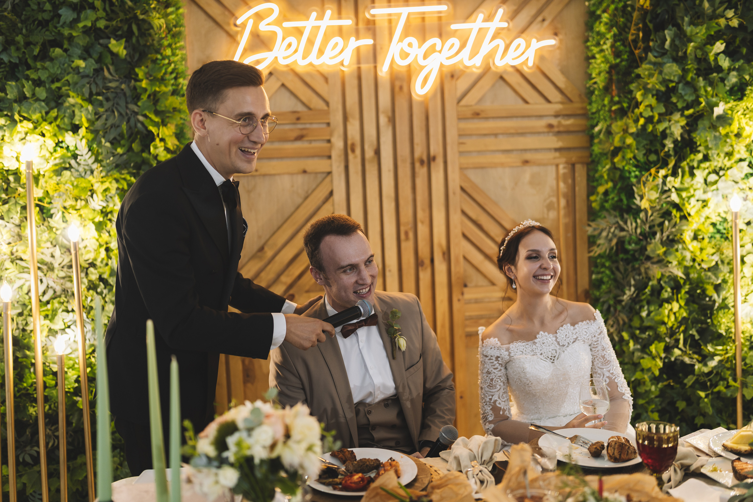 Свадебная фотосессия в Парк-отеле Орловский. Свадебный фотограф в Москве — Оскар Гелманов