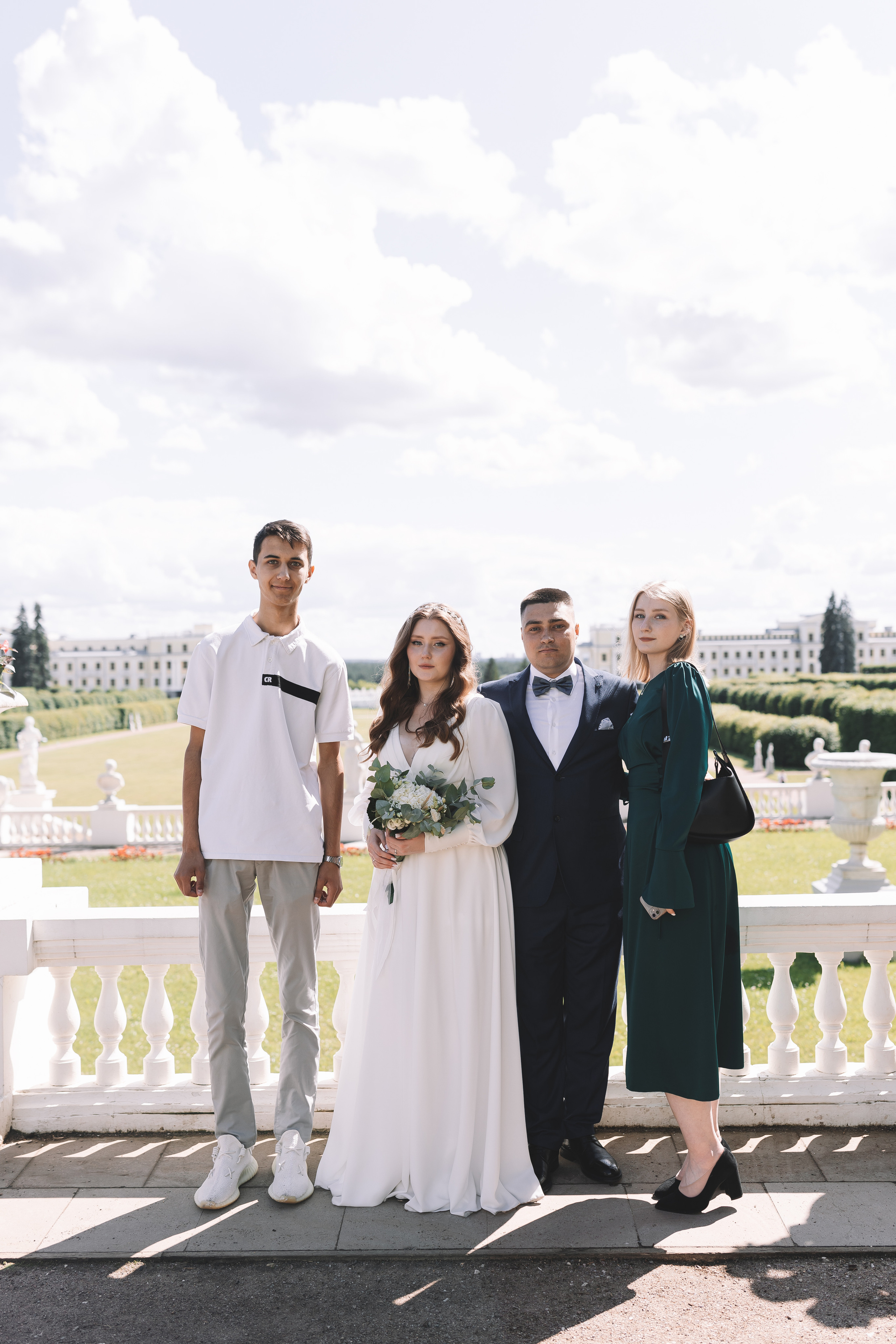 Свадебная фотосессия в Музее Заповеднике Архангельское. Свадебный фотограф в Москве — Оскар Гелманов