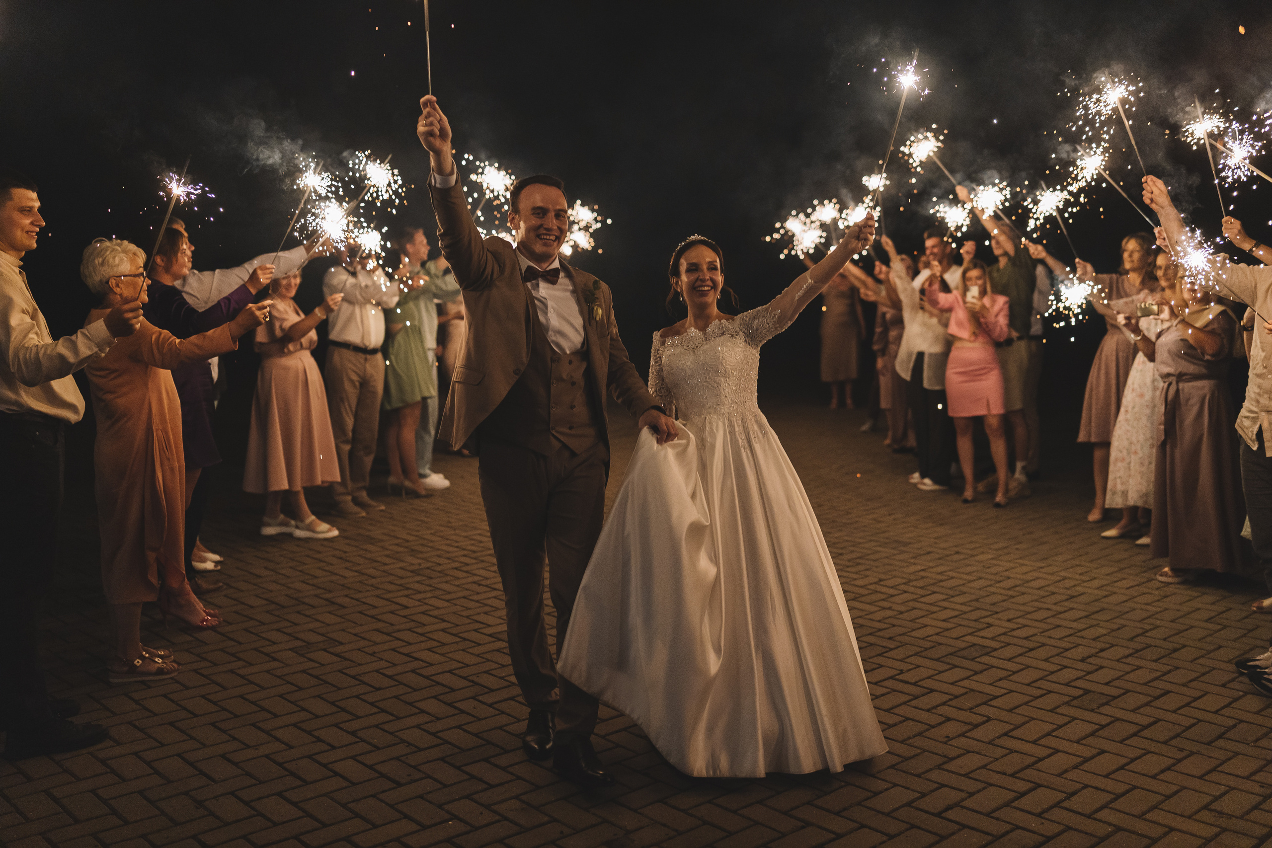 Свадебная фотосессия в Парк-отеле Орловский. Свадебный фотограф в Москве — Оскар Гелманов