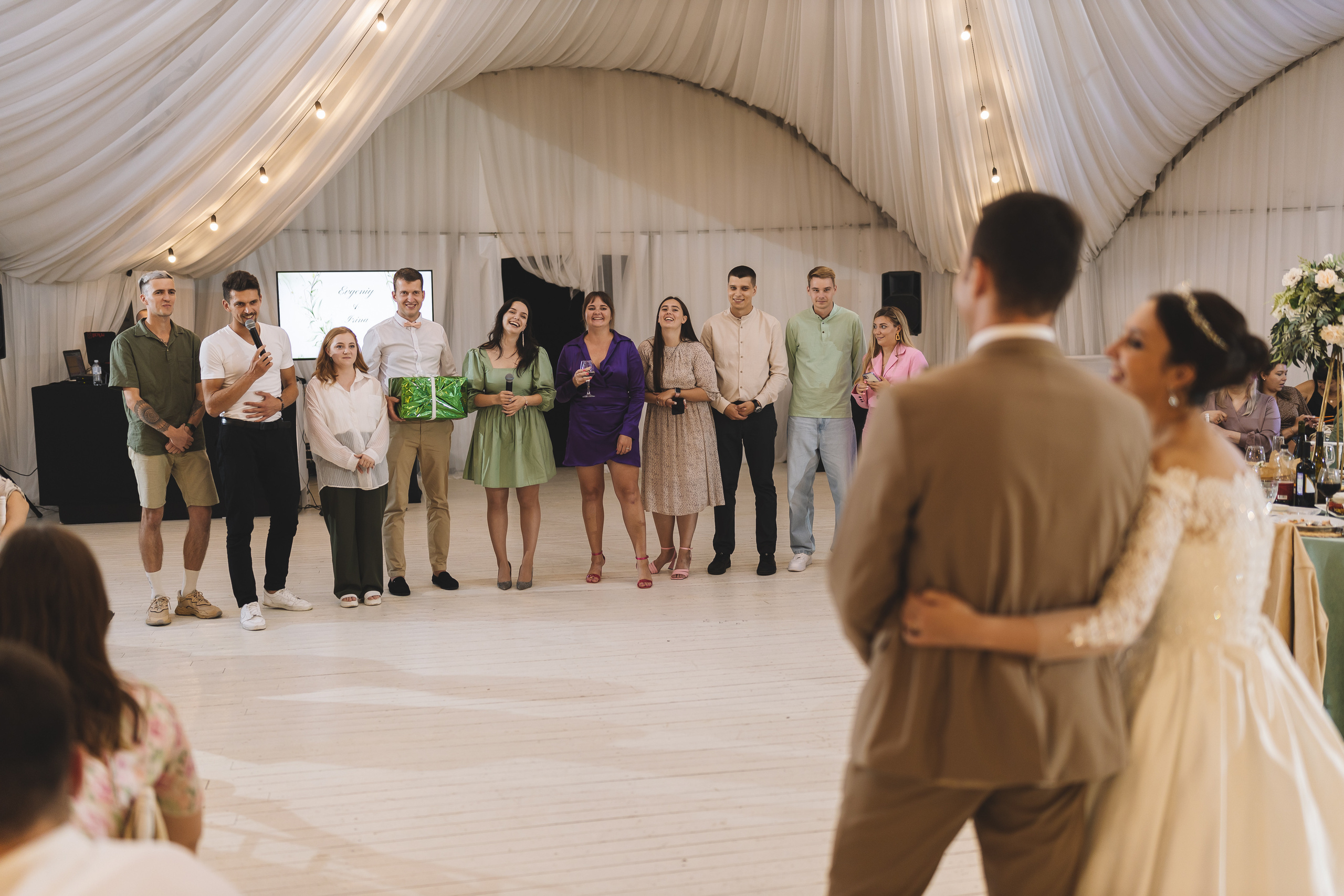 Свадебная фотосессия в Парк-отеле Орловский. Свадебный фотограф в Москве — Оскар Гелманов