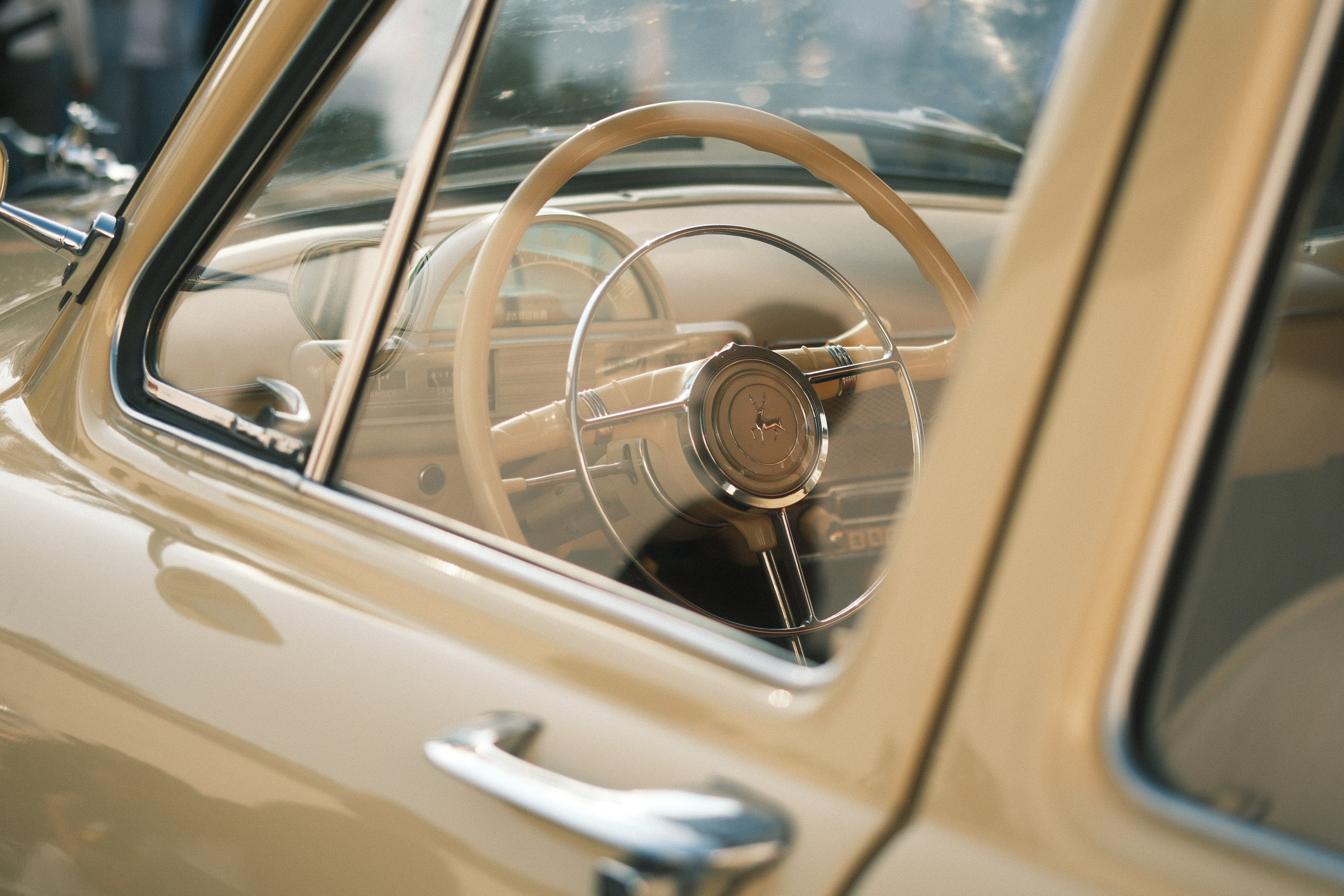 выставка Ретро автомобилей Нижнекамск ЦКИ База