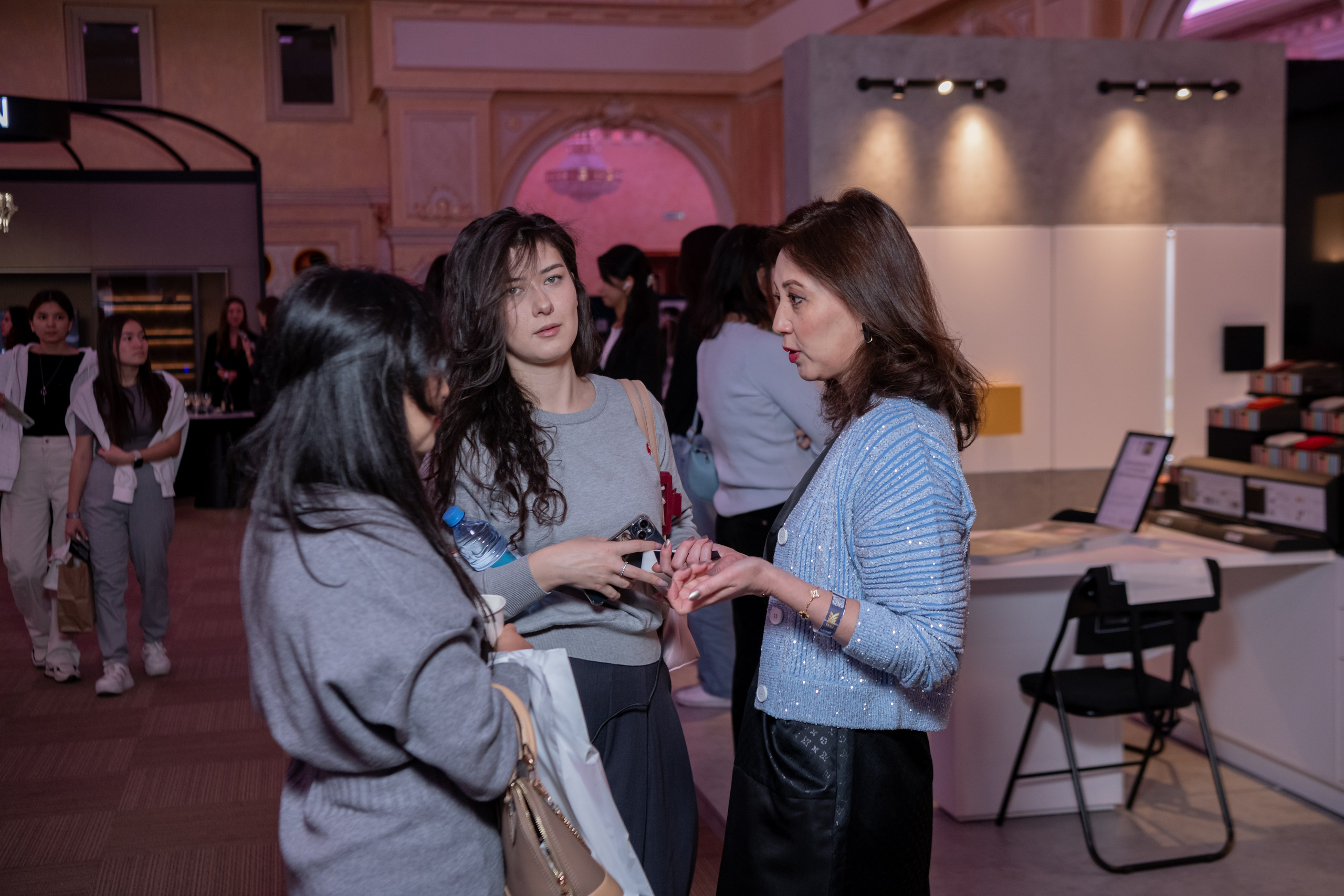 Tanu Creative 16.10.2025. Фотограф Астана, Алматы