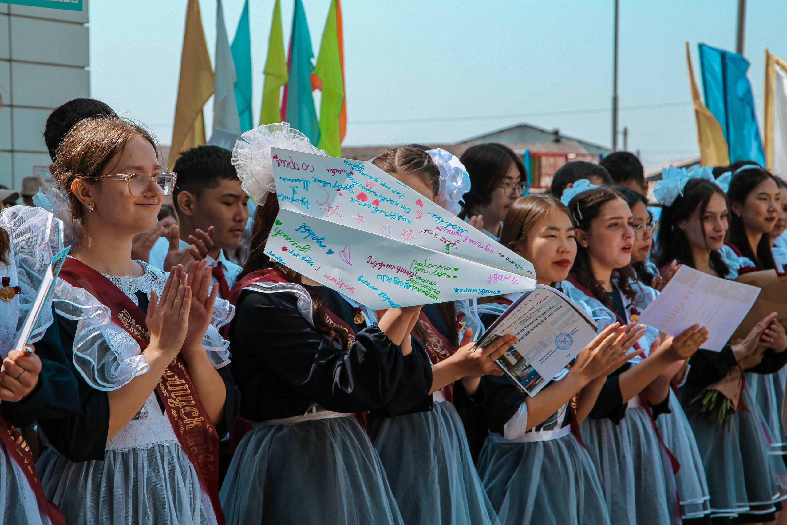 Последний звонок 2024 | № 8. Свадебный и Школьный фотограф Улан-Удэ Бурятия Джулия Топоева Выпускные альбомы Фотограф на мероприятие