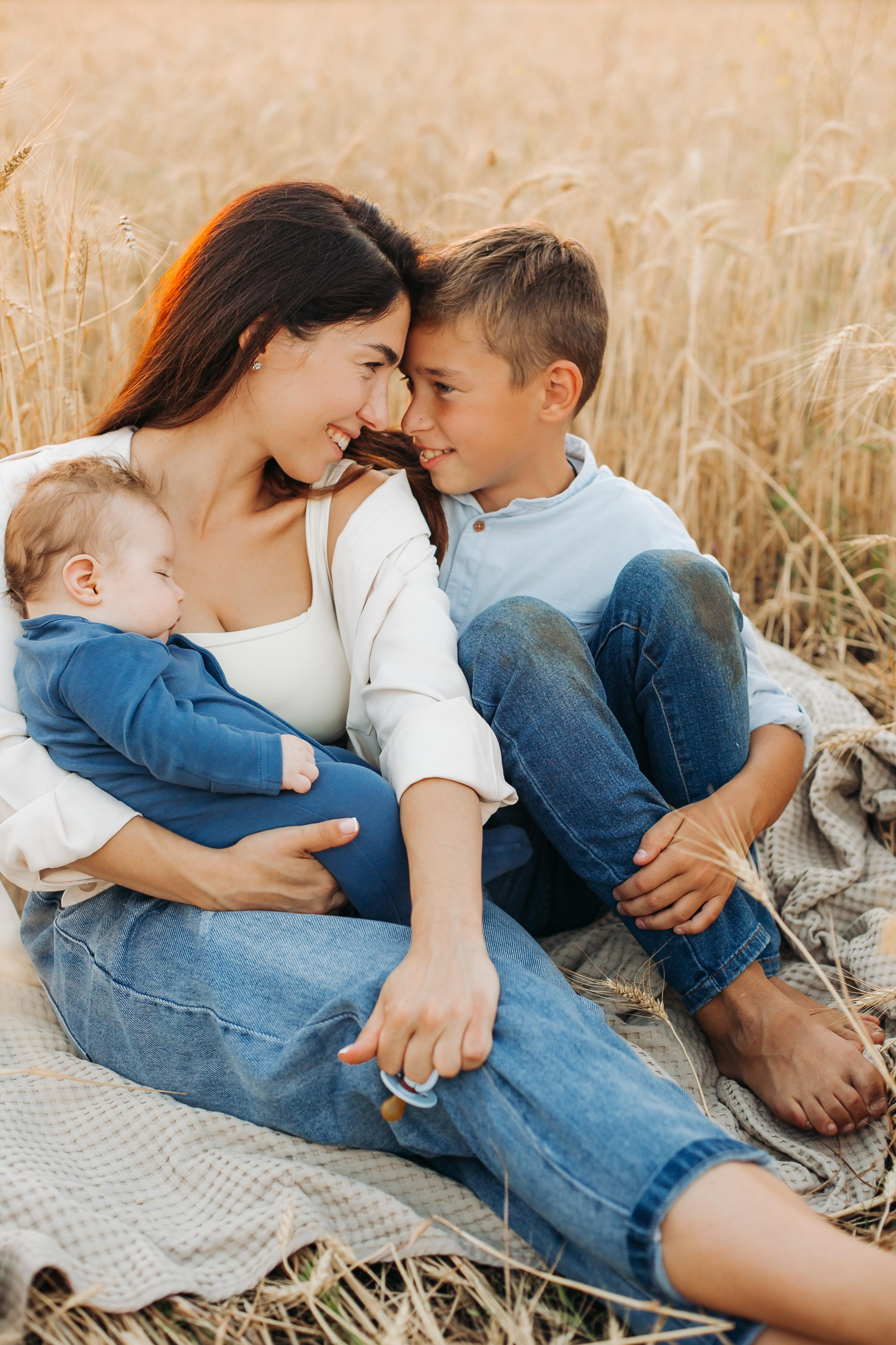 Семейные фотографии. Семейный и свадебный фотограф Viva Photo