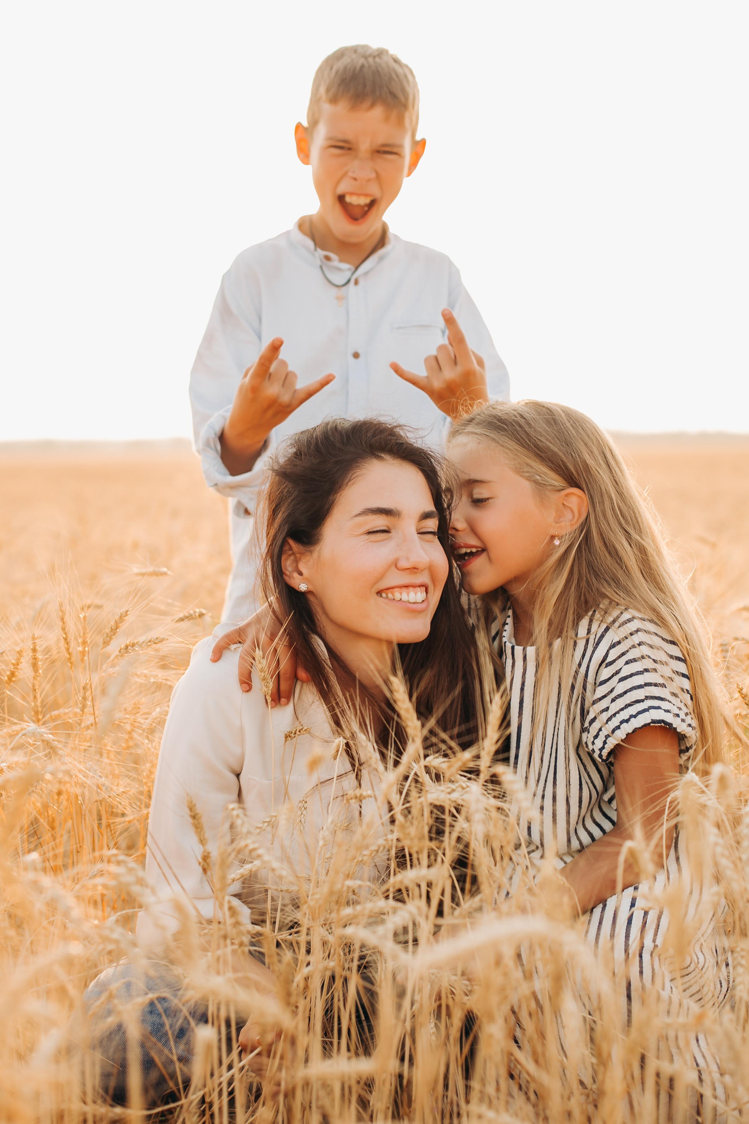 Семейные фотографии. Семейный и свадебный фотограф Viva Photo