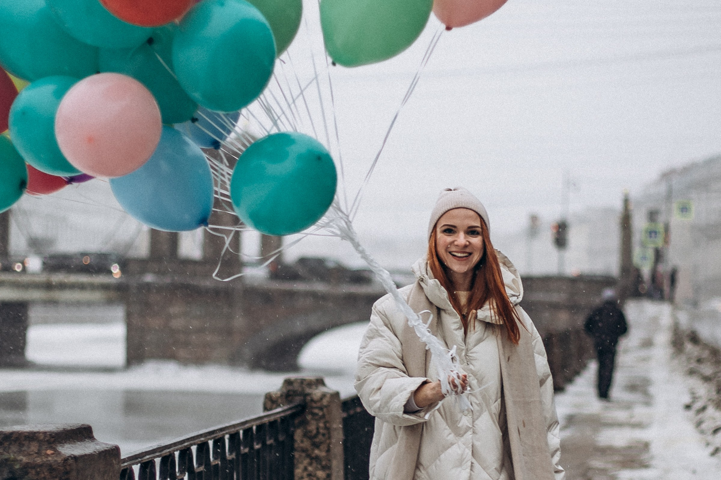 Вера в феврале. Фотопрогулка в Петербурге. Индивидуальный и семейный фотограф в Санкт-Петербурге