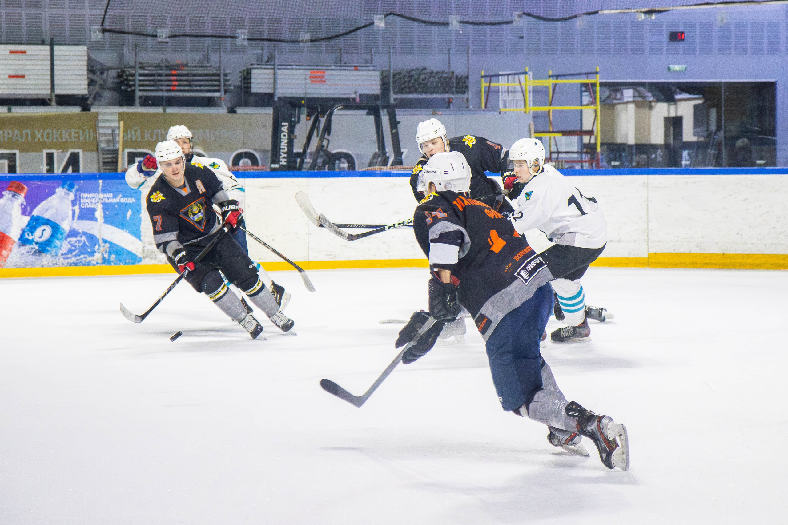 Матч сборной по хоккею ДВФУ. Репортажный фотограф во Владивостоке Анастасия Кострова